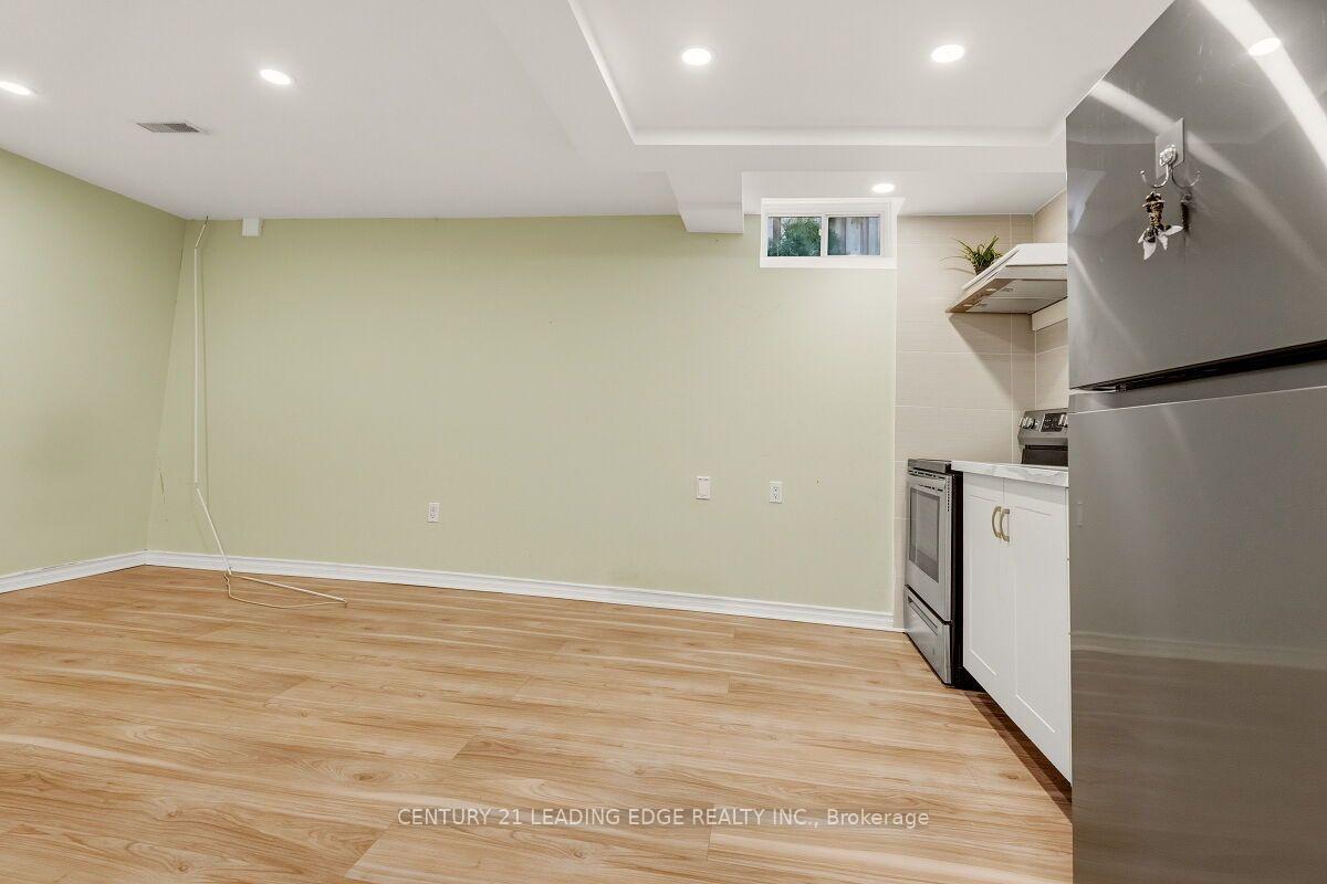 Photo 41 of 2409 Butternut Crescent, Burlington, Headon — HOMEH