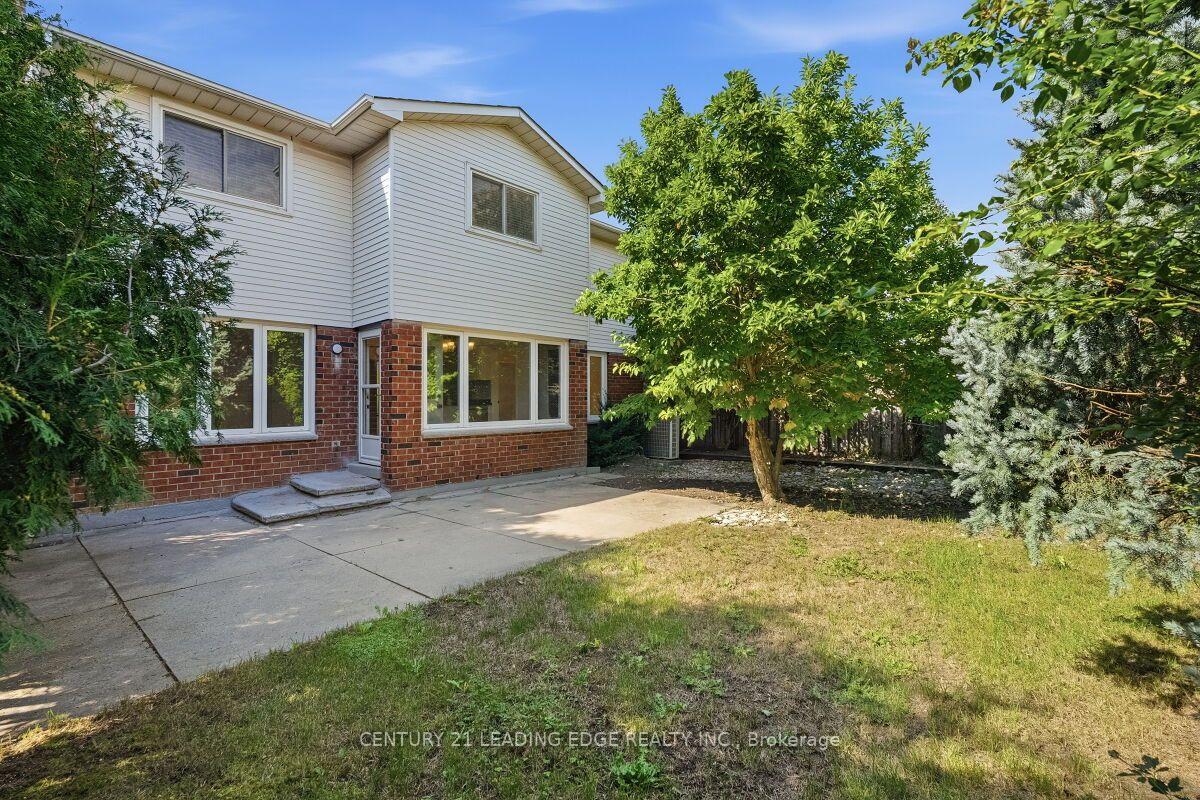 Photo 49 of 2409 Butternut Crescent, Burlington, Headon — HOMEH