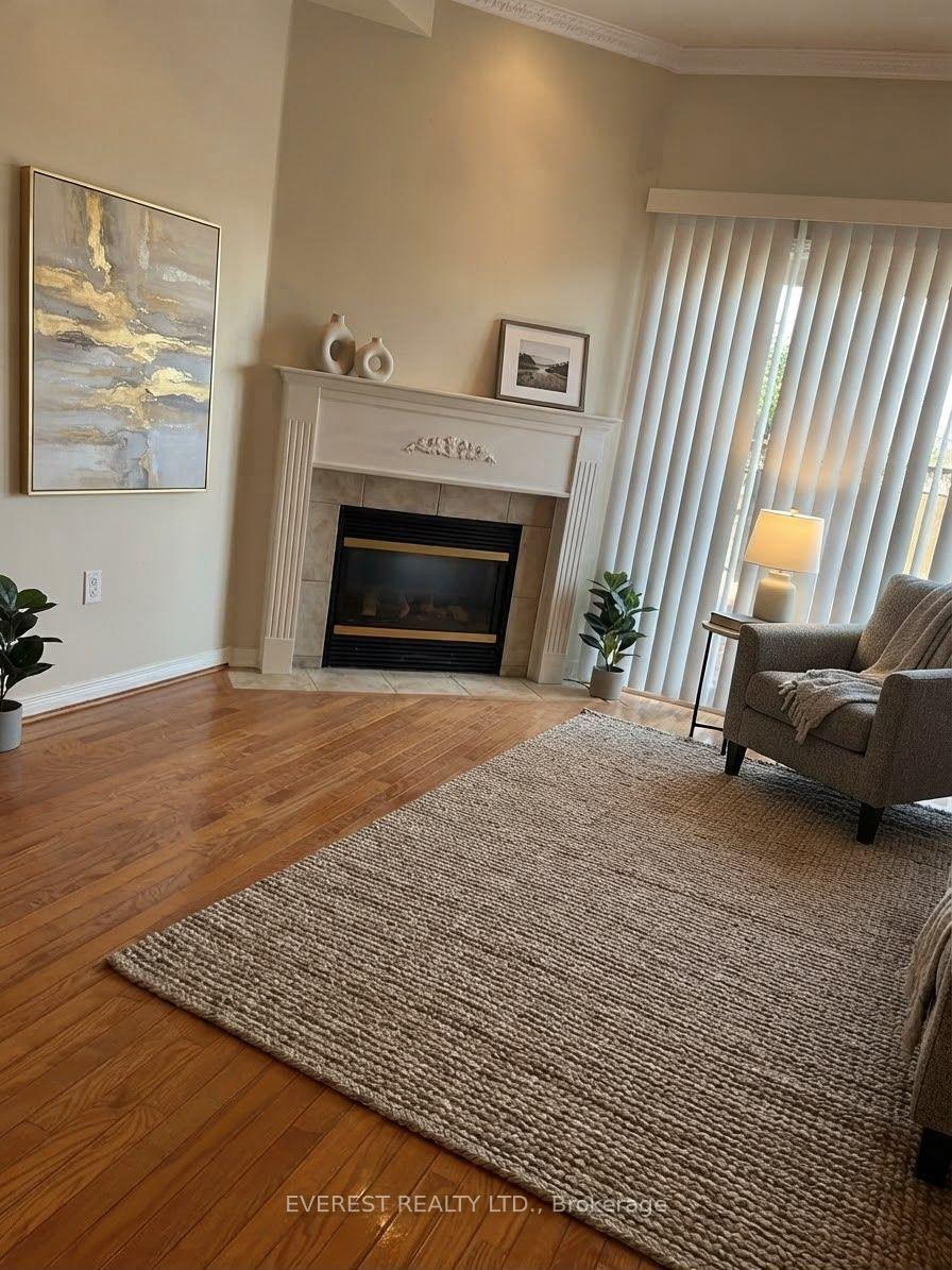 Photo 3 of 6479 Valiant Heights, Mississauga, Meadowvale Village — HOMEH