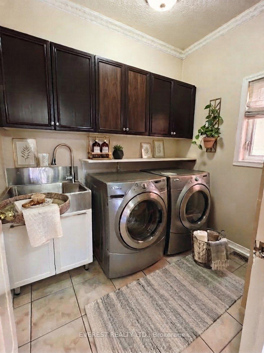 Photo 5 of 6479 Valiant Heights, Mississauga, Meadowvale Village — HOMEH