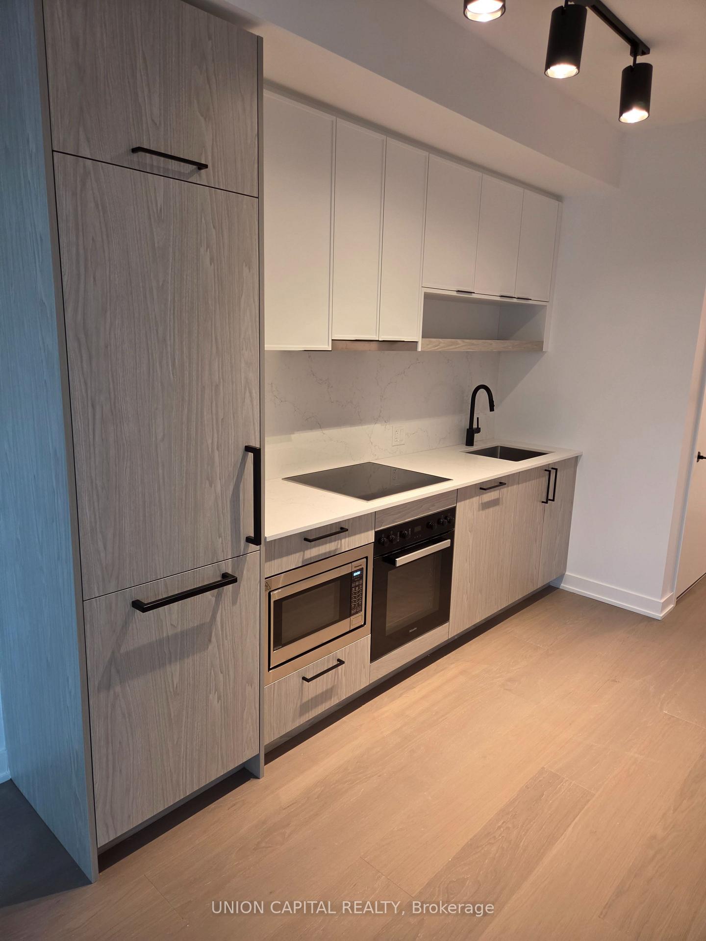 Photo 8 of Unit 1901, 91 Montclair Avenue, Toronto, Forest Hill South — HOMEH