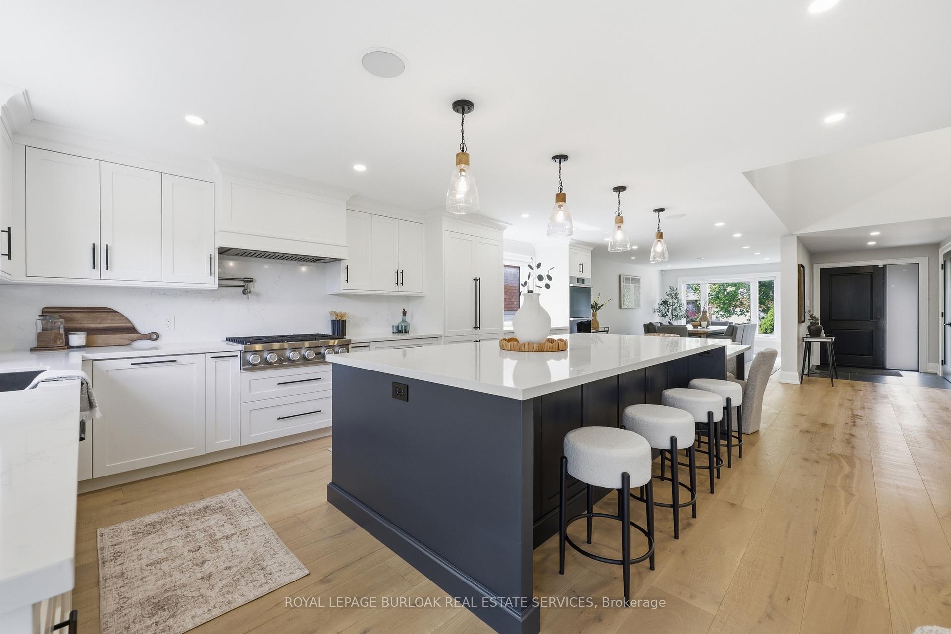 Photo 9 of 2029 Kempton Park Drive, Mississauga, Central Erin Mills — HOMEH