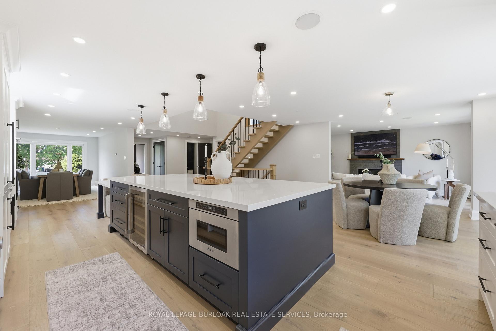 Photo 12 of 2029 Kempton Park Drive, Mississauga, Central Erin Mills — HOMEH
