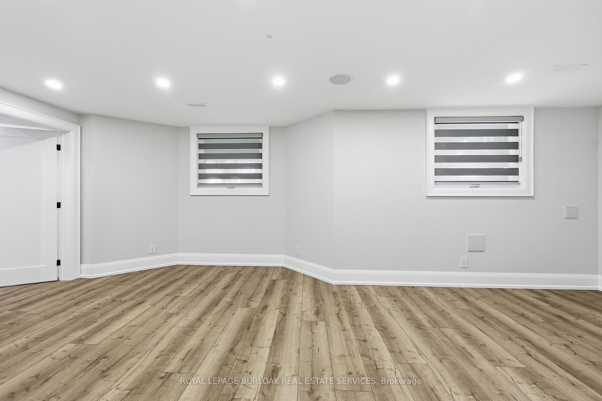Photo 38 of 2029 Kempton Park Drive, Mississauga, Central Erin Mills — HOMEH
