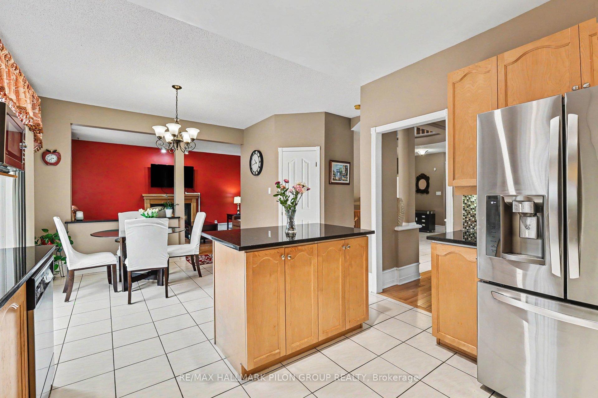 Photo 6 of 2039 Calico Crescent, Ottawa, Notting Hill/Summerside — HOMEH