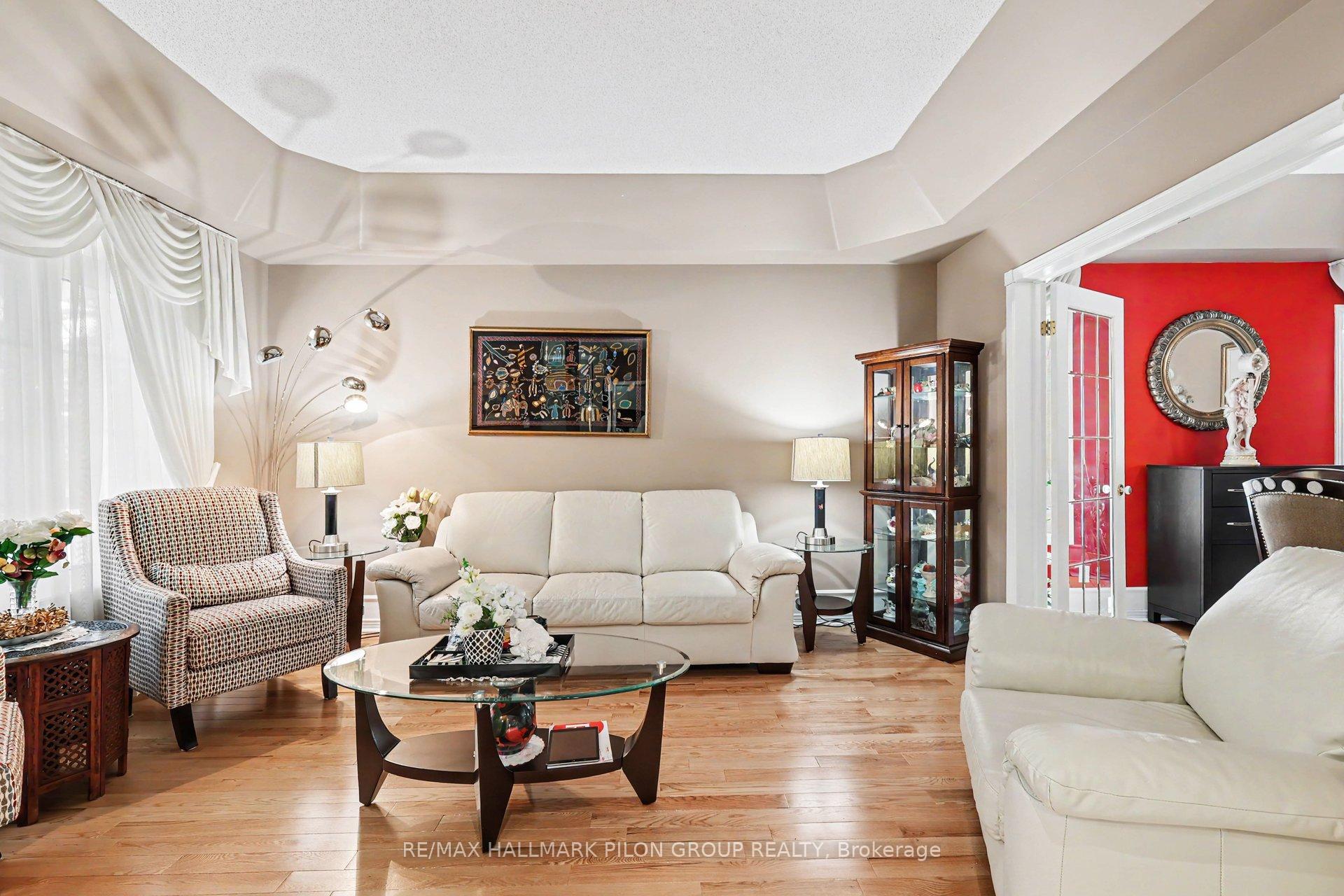 Photo 11 of 2039 Calico Crescent, Ottawa, Notting Hill/Summerside — HOMEH