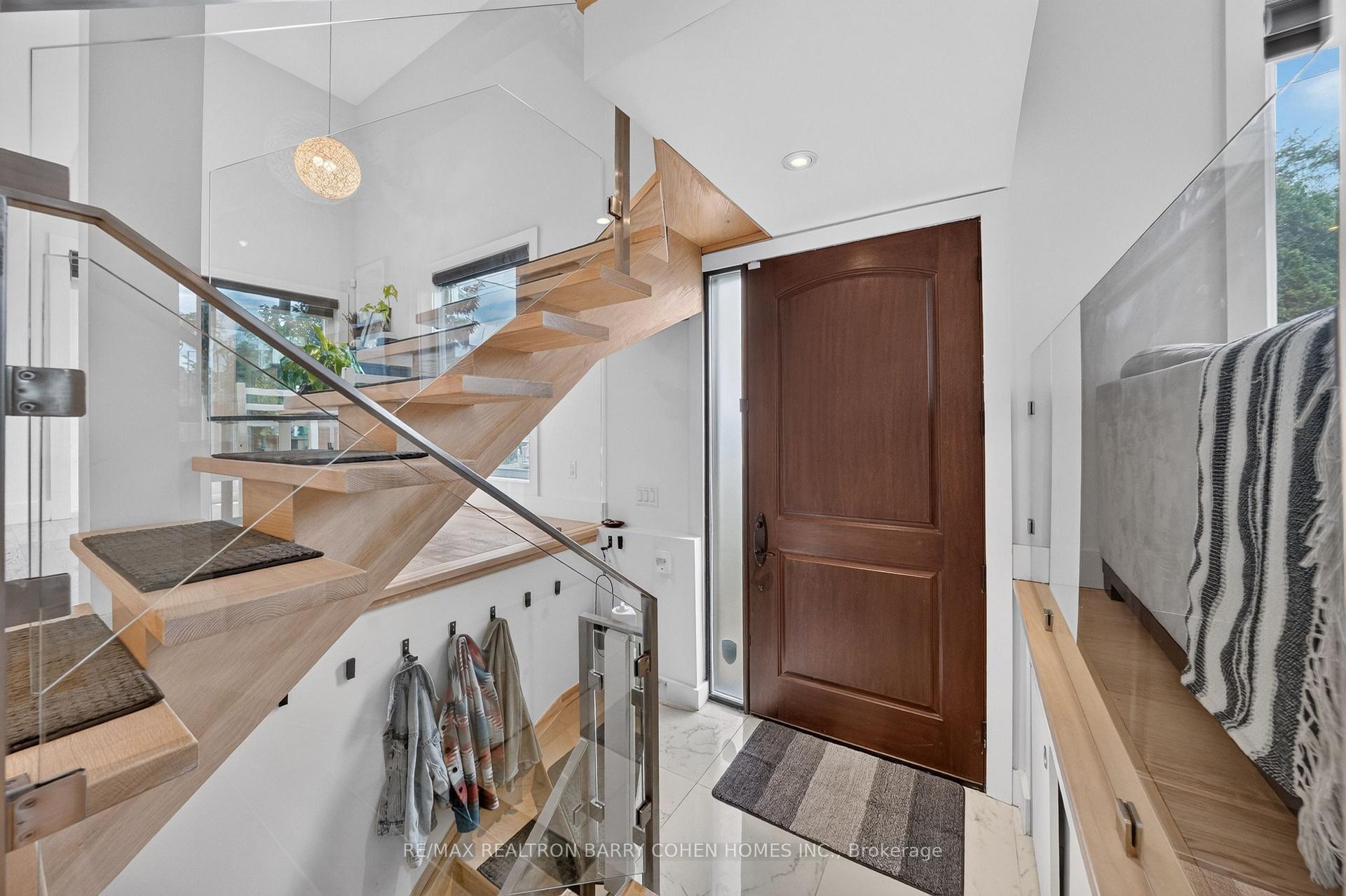 Photo 16 of 120 Hope Street, Toronto, Corso Italia-Davenport — HOMEH