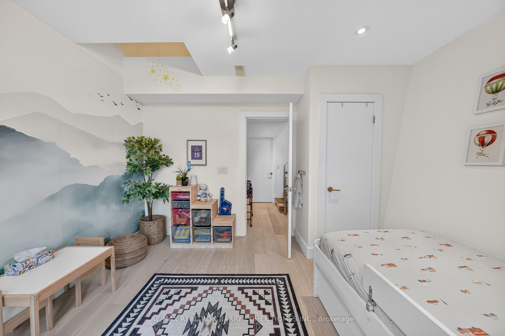 Photo 41 of 120 Hope Street, Toronto, Corso Italia-Davenport — HOMEH