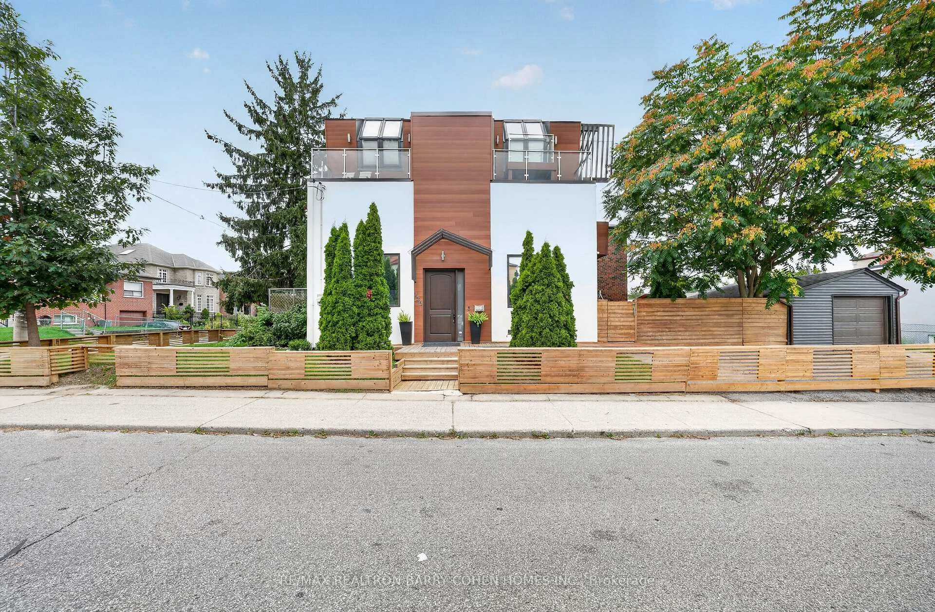Photo 2 of 120 Hope Street, Toronto, Corso Italia-Davenport — HOMEH