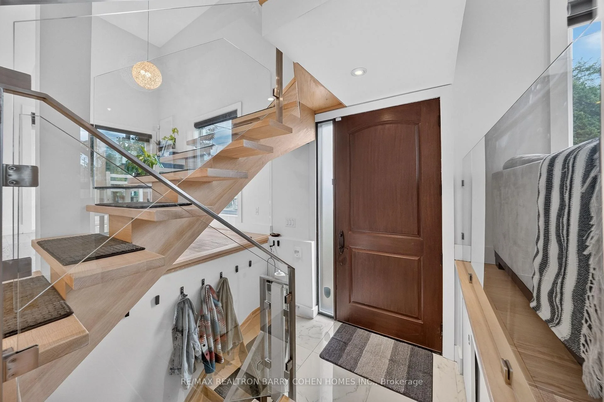 Photo 4 of 120 Hope Street, Toronto, Corso Italia-Davenport — HOMEH