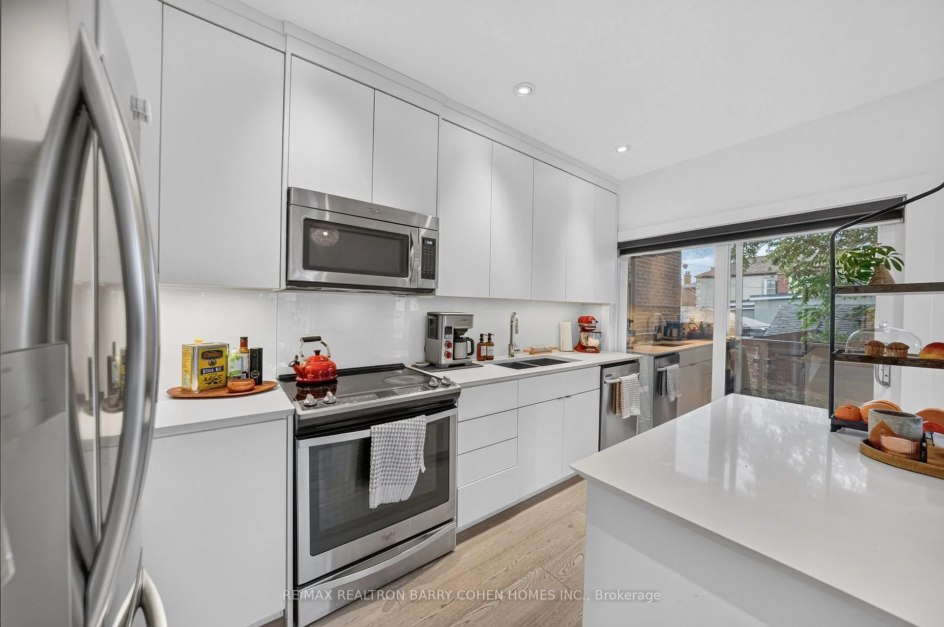 Photo 7 of 120 Hope Street, Toronto, Corso Italia-Davenport — HOMEH