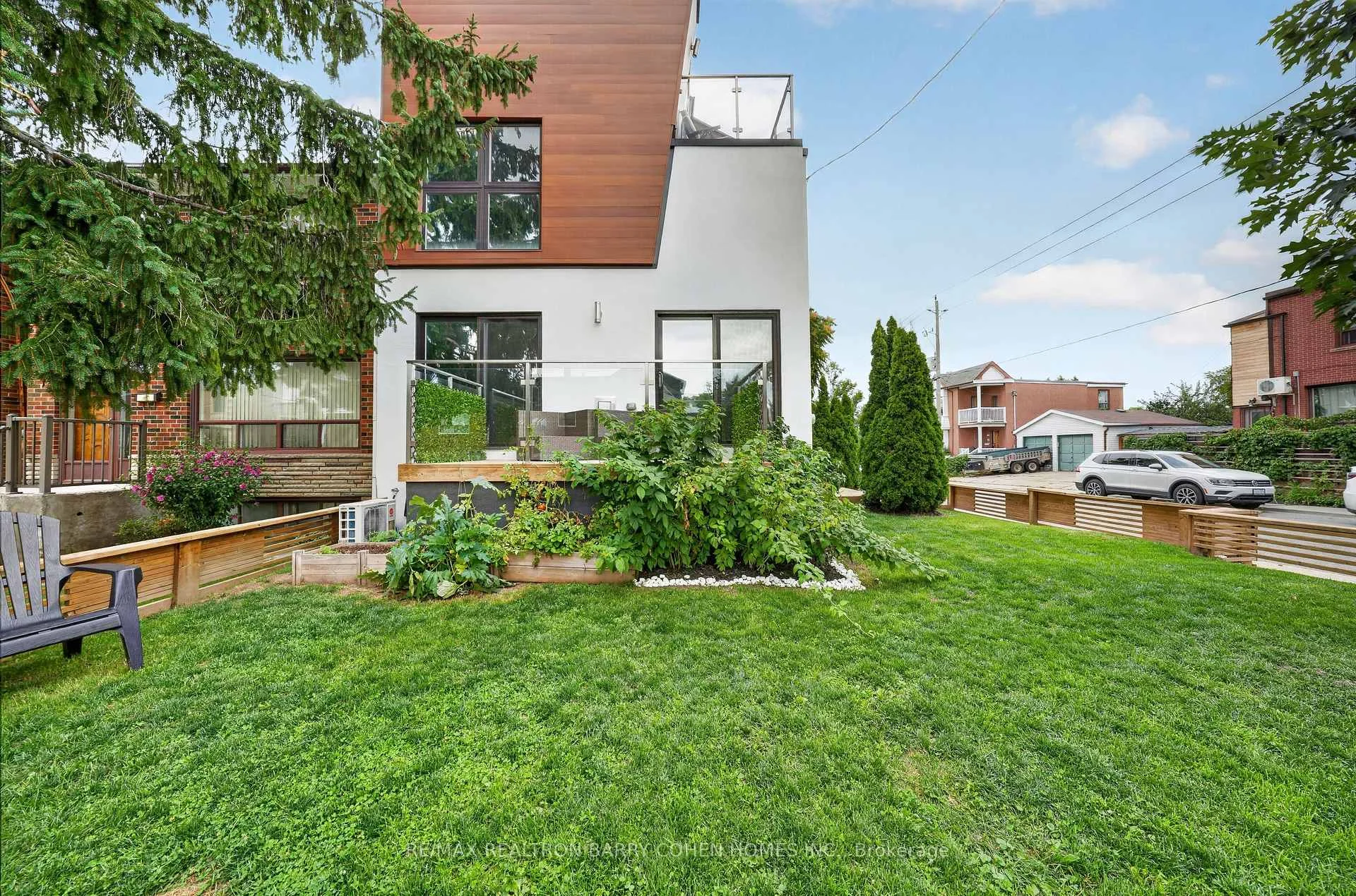 Photo 62 of 120 Hope Street, Toronto, Corso Italia-Davenport — HOMEH