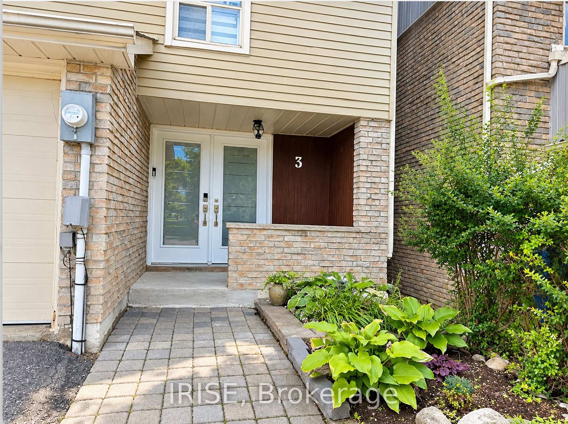 Photo 1 of 3 Poplar Crescent, Aurora, Aurora Highlands — HOMEH