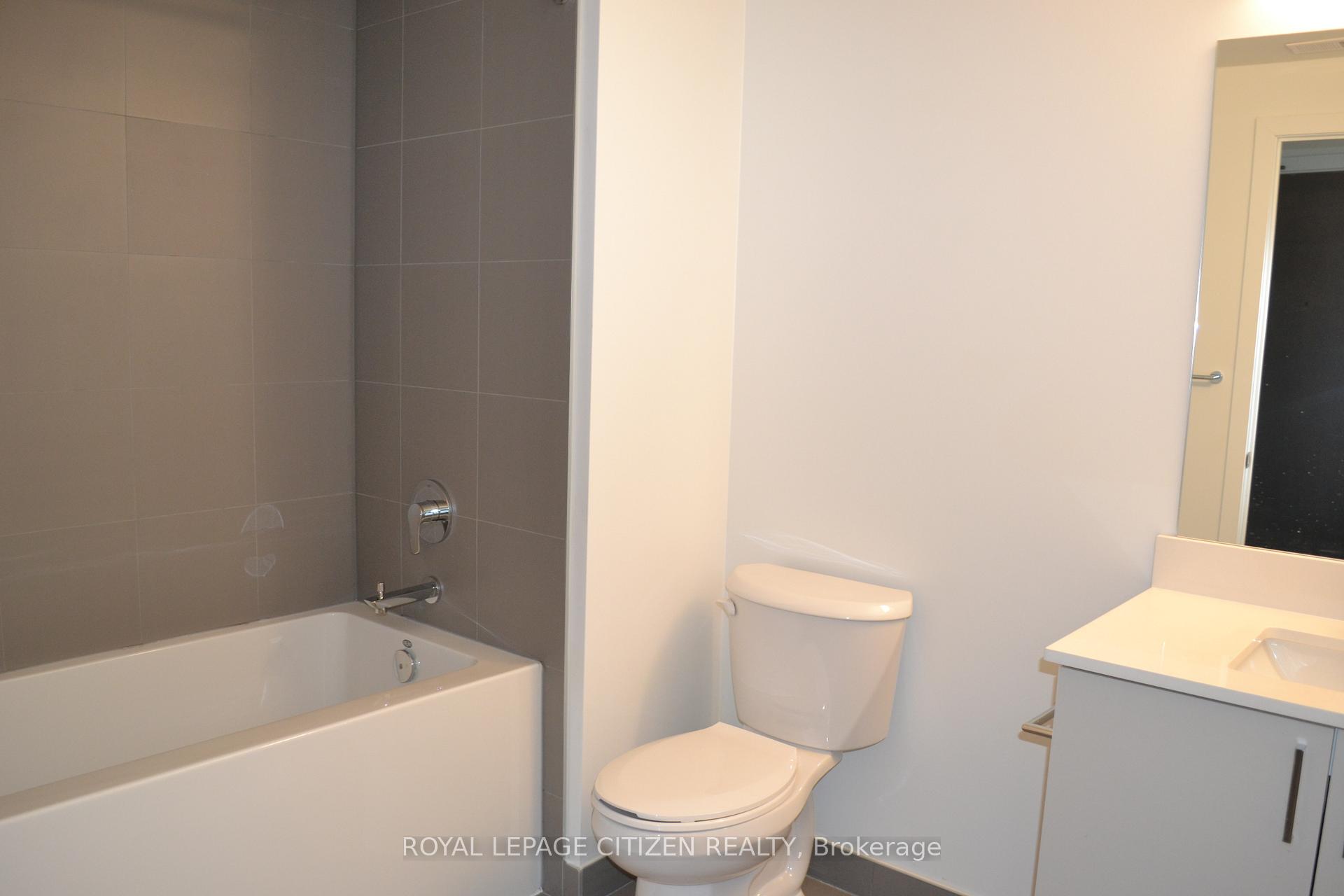 Photo 18 of Unit 246, 1005 Dundas Street E, Oakville, Joshua Meadows — HOMEH