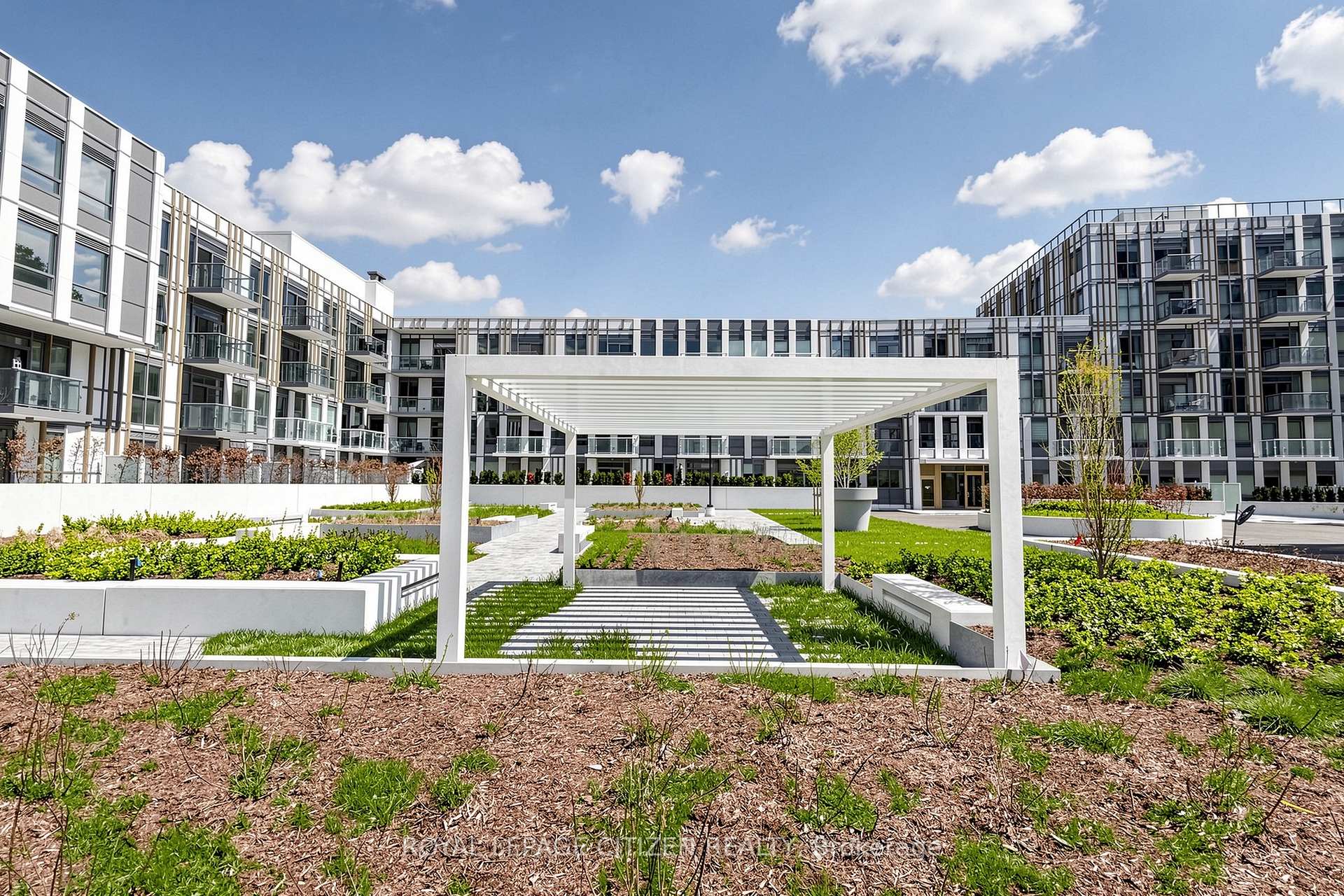 Photo 33 of Unit 246, 1005 Dundas Street E, Oakville, Joshua Meadows — HOMEH