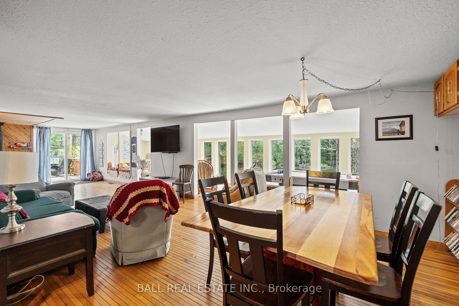 Photo 37 of 1089 Cedar Crest Lane, Frontenac, Frontenac North — HOMEH