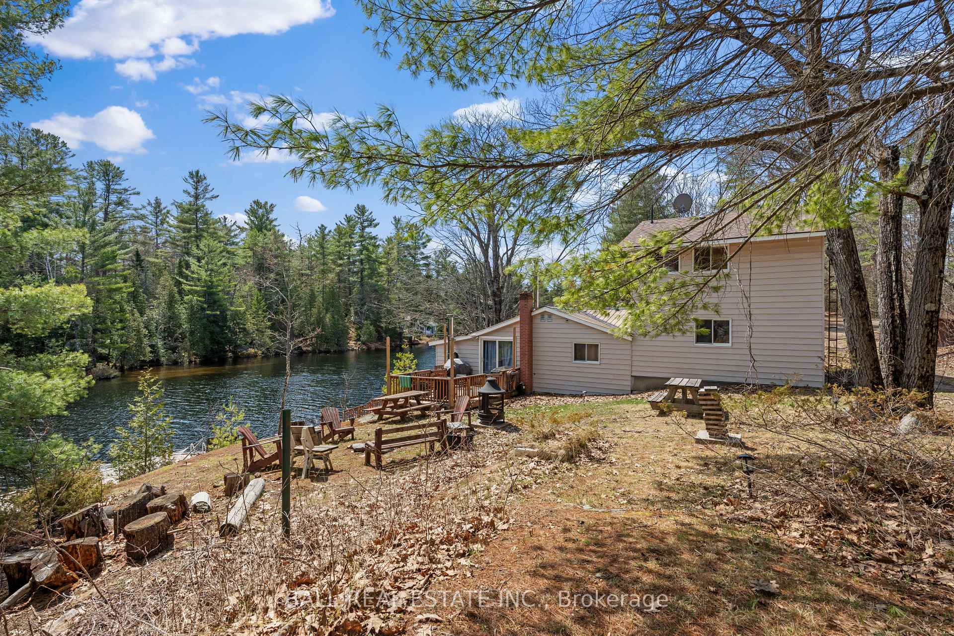 Photo 39 of 1089 Cedar Crest Lane, Frontenac, Frontenac North — HOMEH