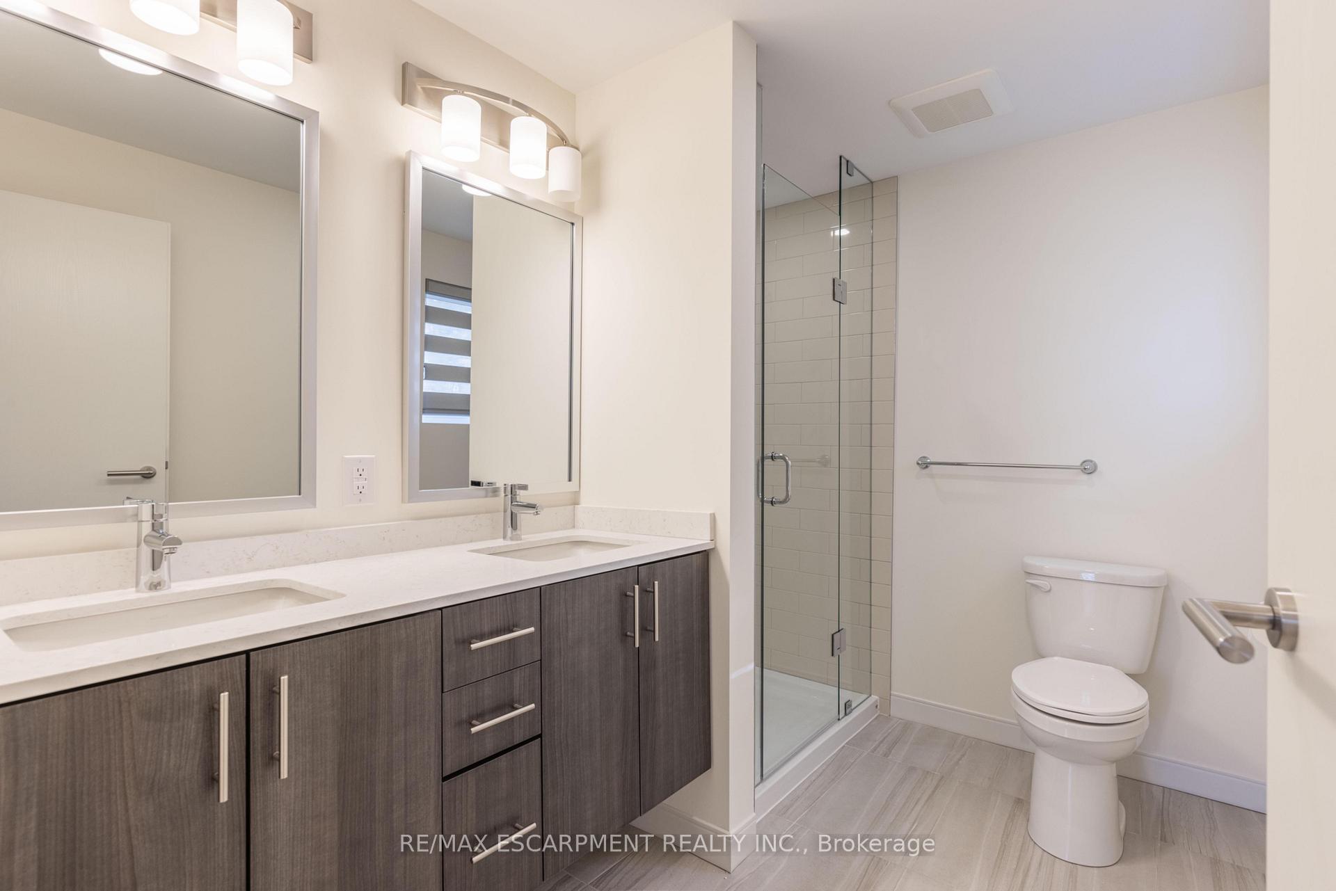 Photo 15 of Unit 107, 123 Lincoln Street, Welland, Broadway — HOMEH