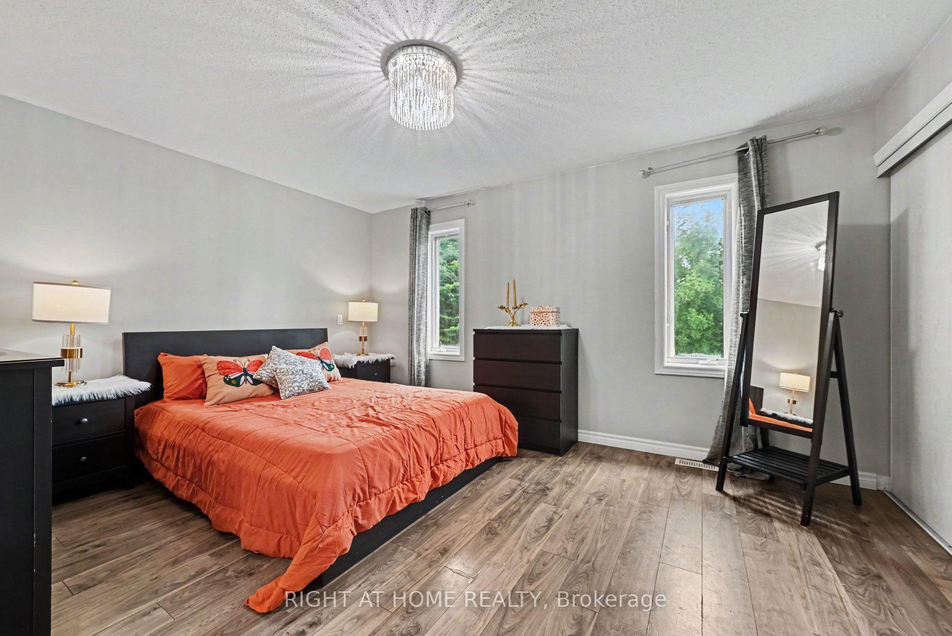 Photo 8 of 1588 Scottanne Street, Ottawa, Greely — HOMEH