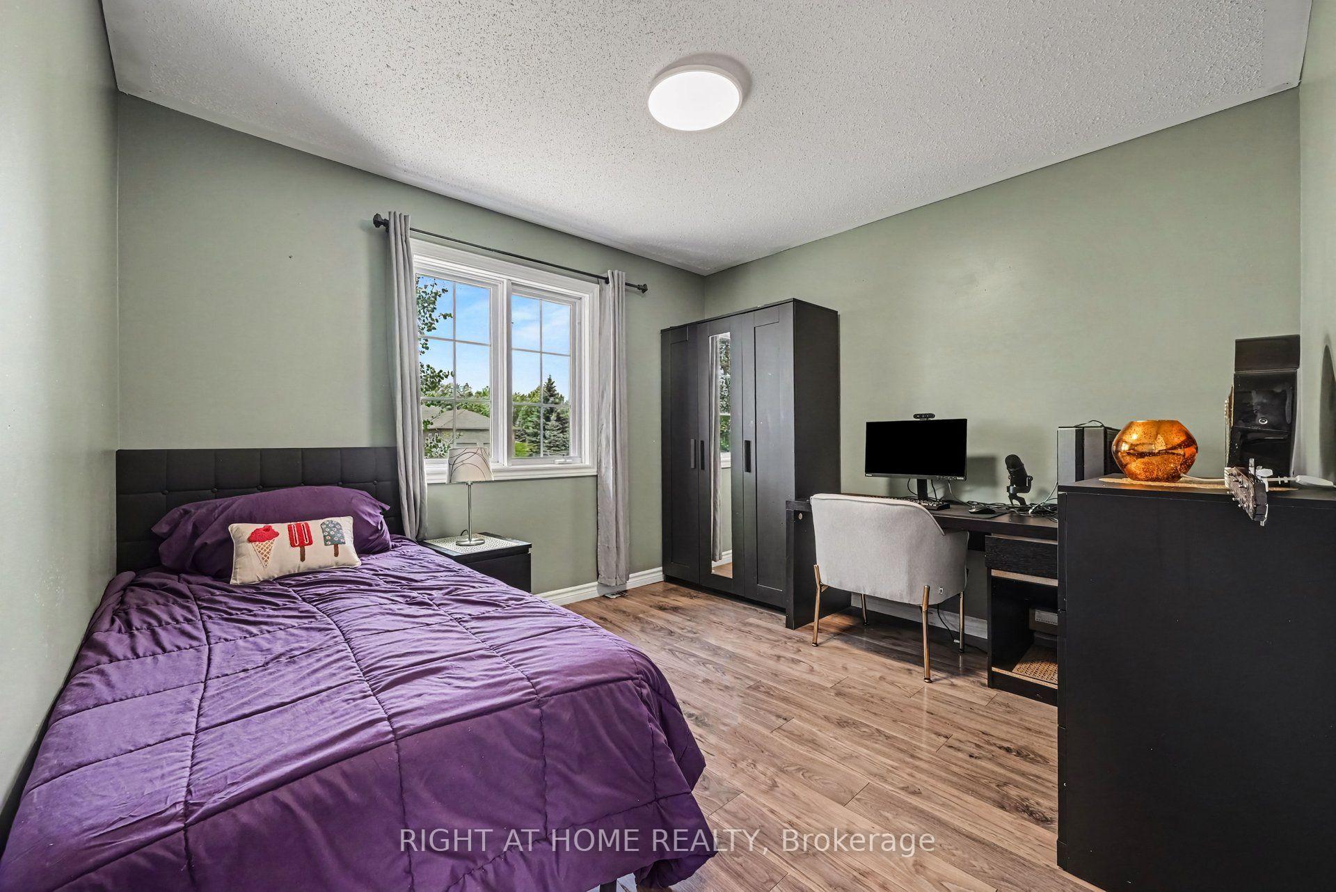 Photo 13 of 1588 Scottanne Street, Ottawa, Greely — HOMEH