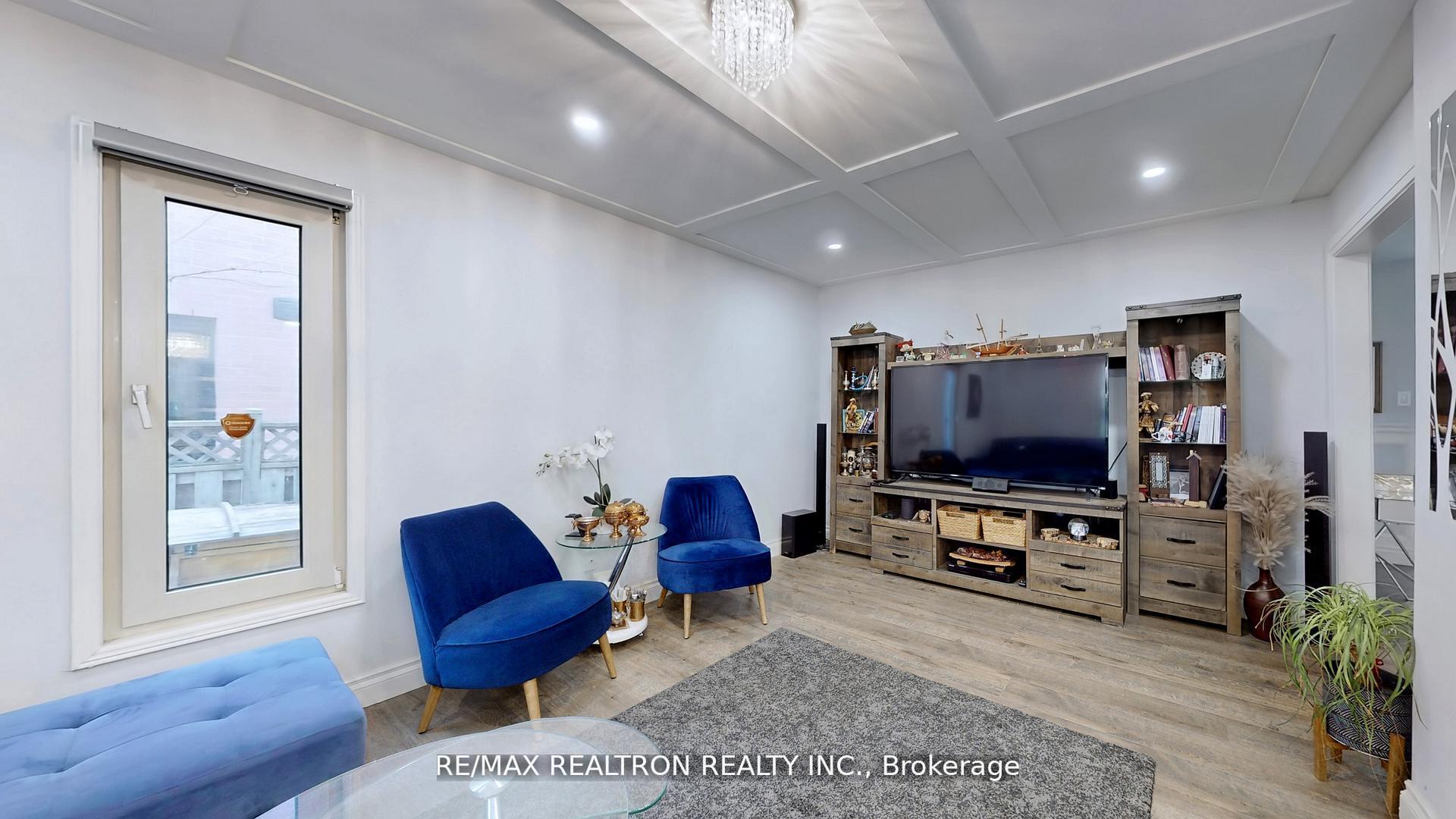 Photo 12 of 200 Mccaffrey Road, Newmarket, Glenway Estates — HOMEH