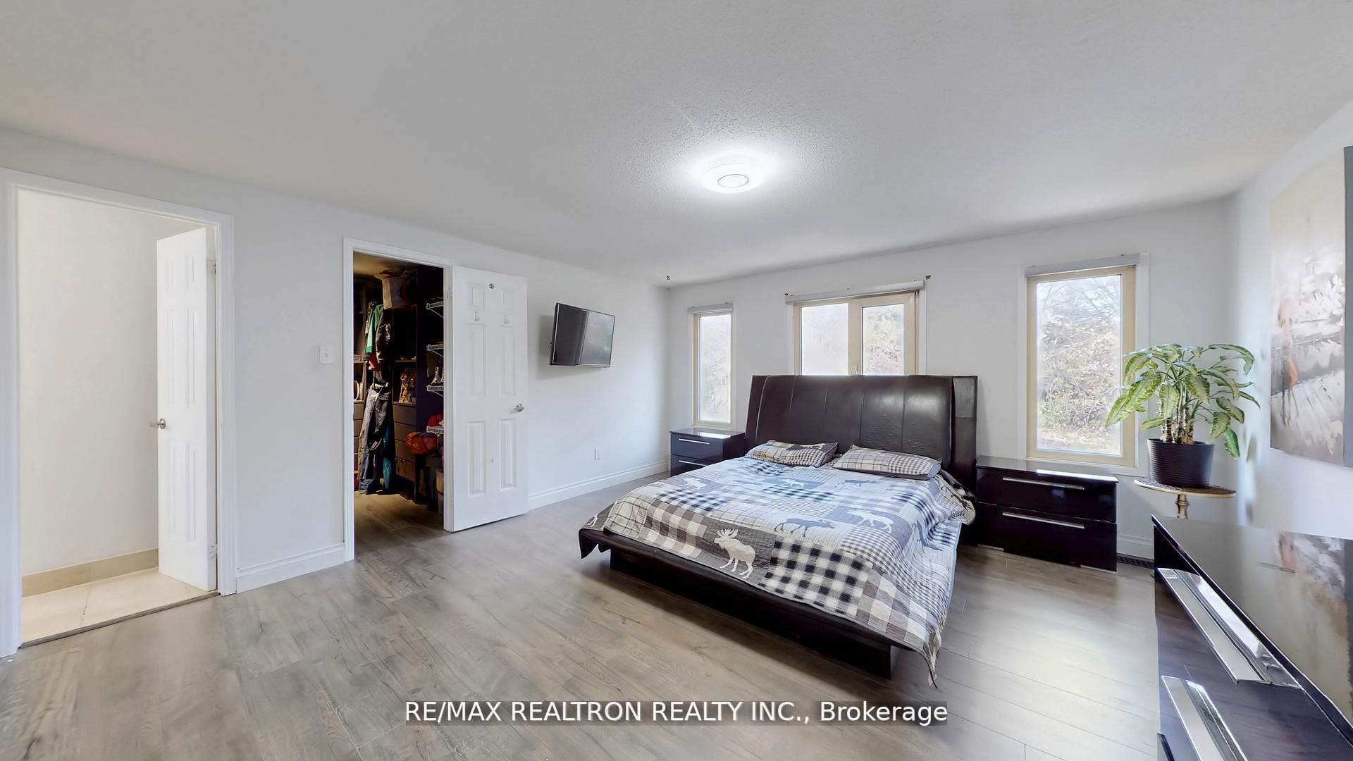 Photo 20 of 200 Mccaffrey Road, Newmarket, Glenway Estates — HOMEH