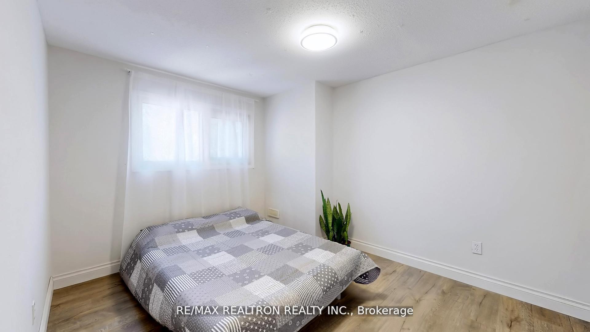 Photo 26 of 200 Mccaffrey Road, Newmarket, Glenway Estates — HOMEH