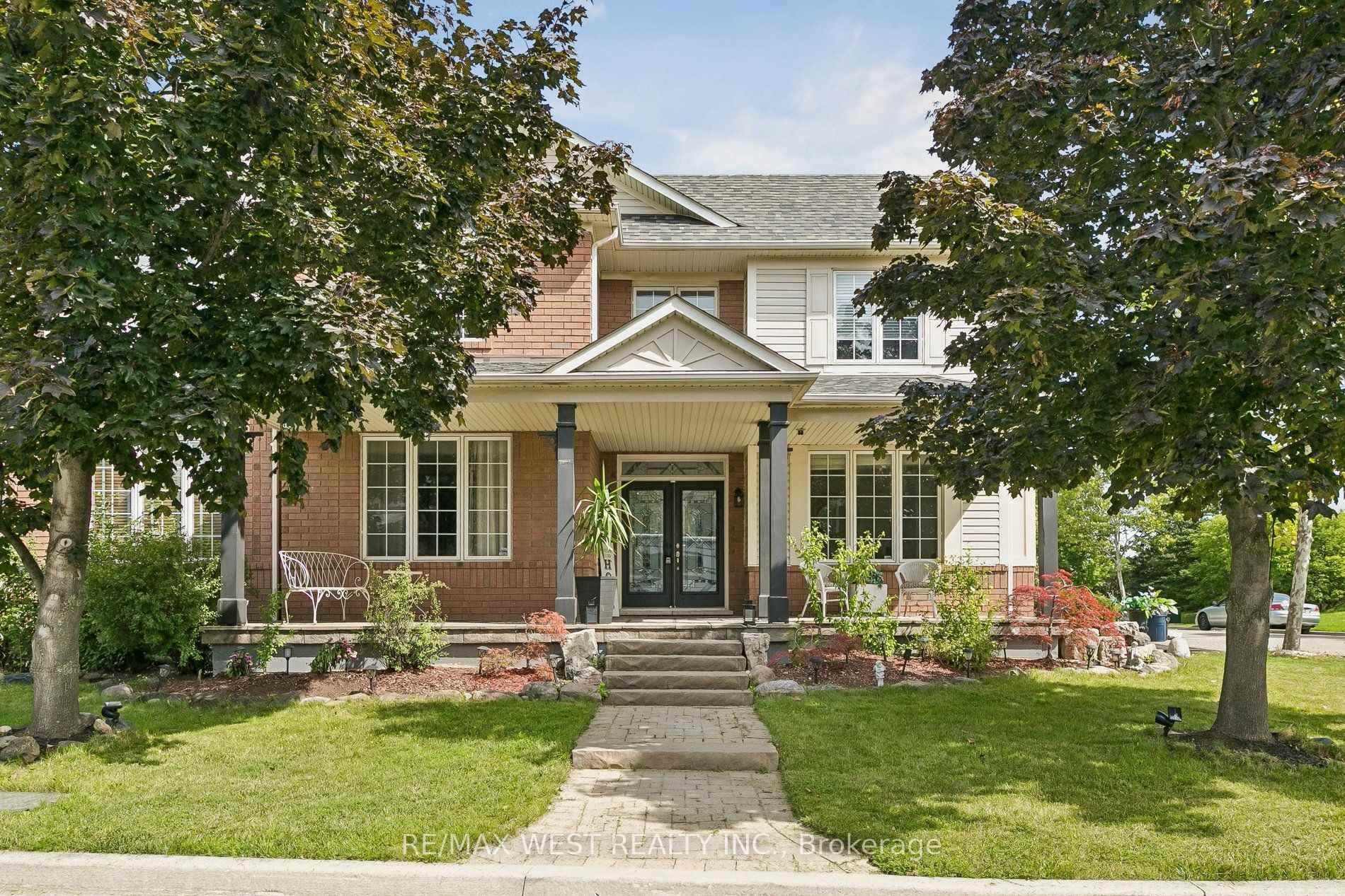 Photo of 737 Turrell Crescent