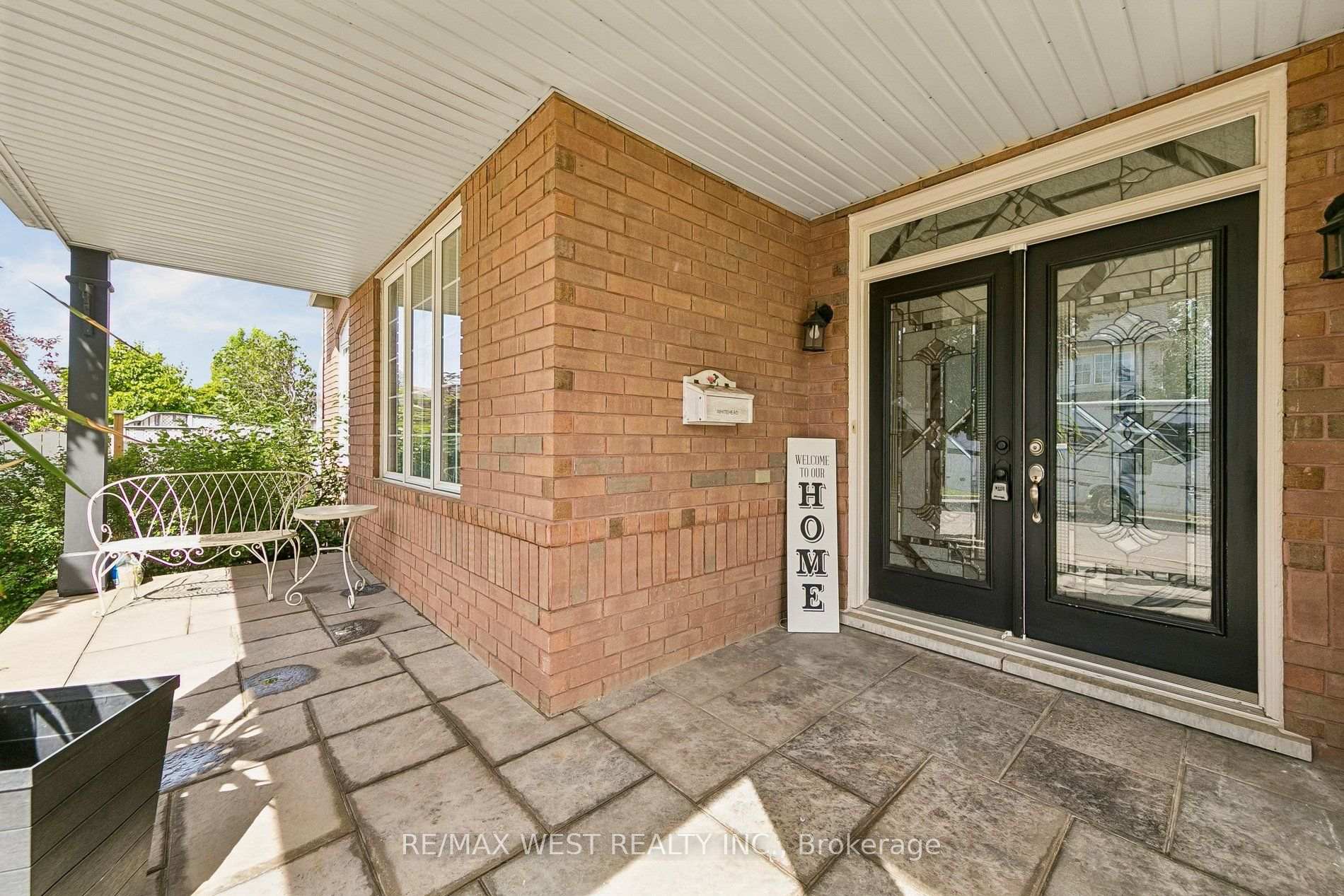 Photo 7 of 737 Turrell Crescent, Milton, Beaty — HOMEH