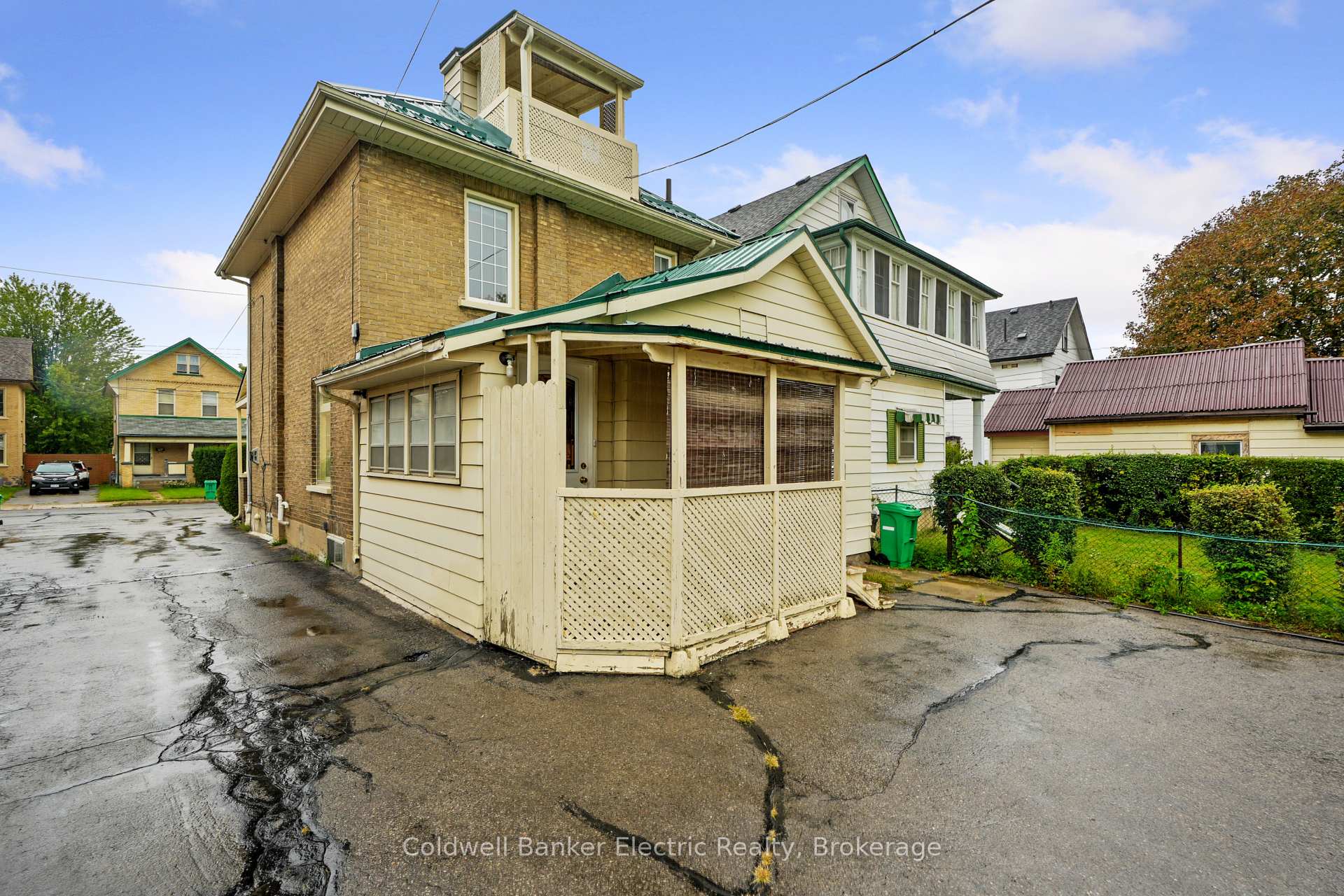 Photo 27 of 553 Chamberlain Street, Peterborough, Town Ward 3 — HOMEH