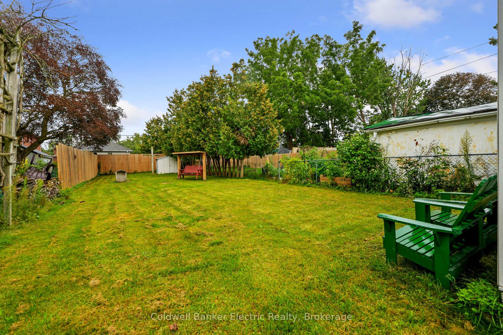 Photo 28 of 553 Chamberlain Street, Peterborough, Town Ward 3 — HOMEH