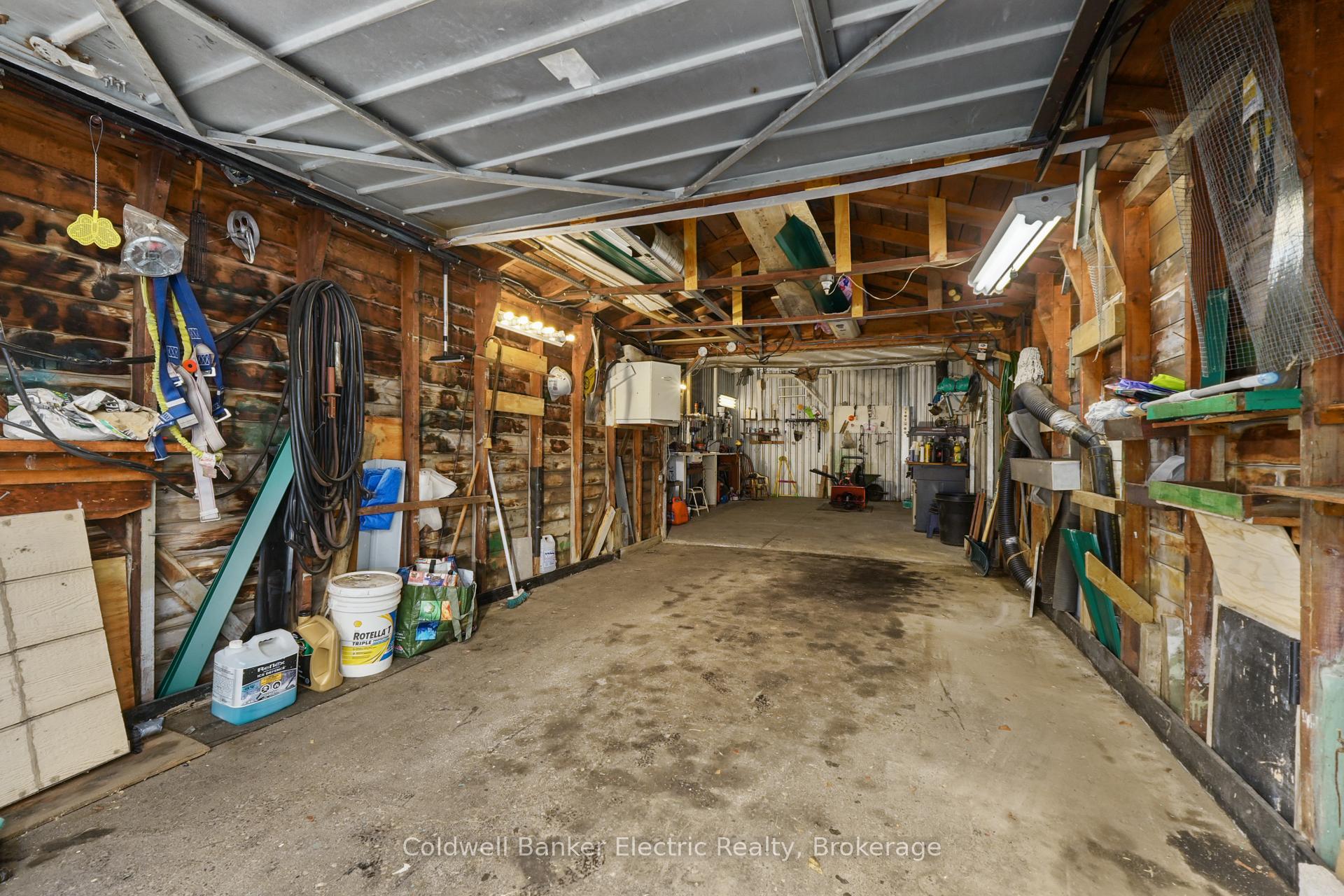 Photo 31 of 553 Chamberlain Street, Peterborough, Town Ward 3 — HOMEH