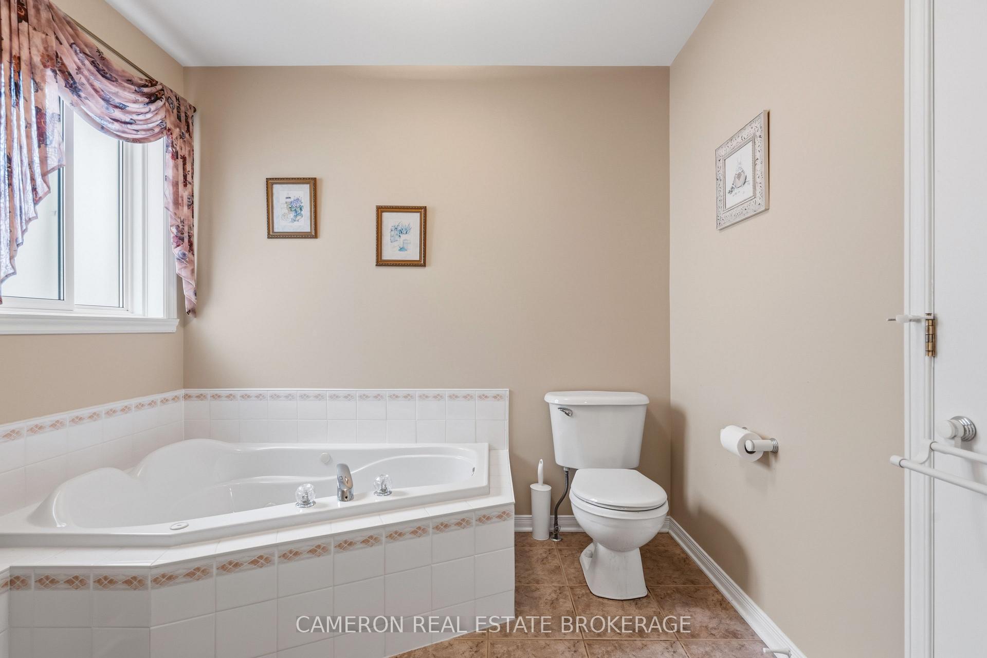 Photo 18 of 2061 Concorde Avenue, Cornwall, Cornwall — HOMEH