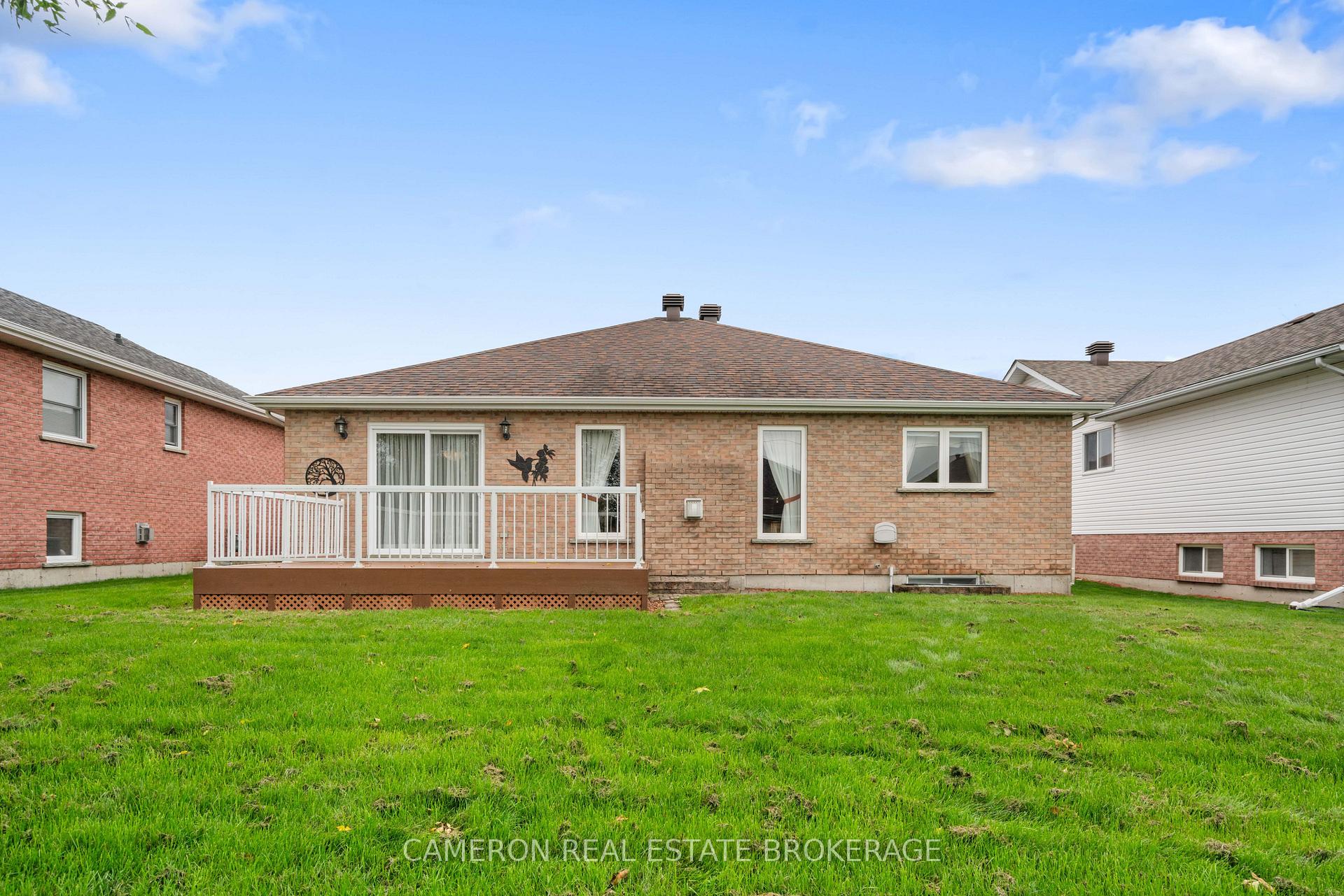Photo 26 of 2061 Concorde Avenue, Cornwall, Cornwall — HOMEH