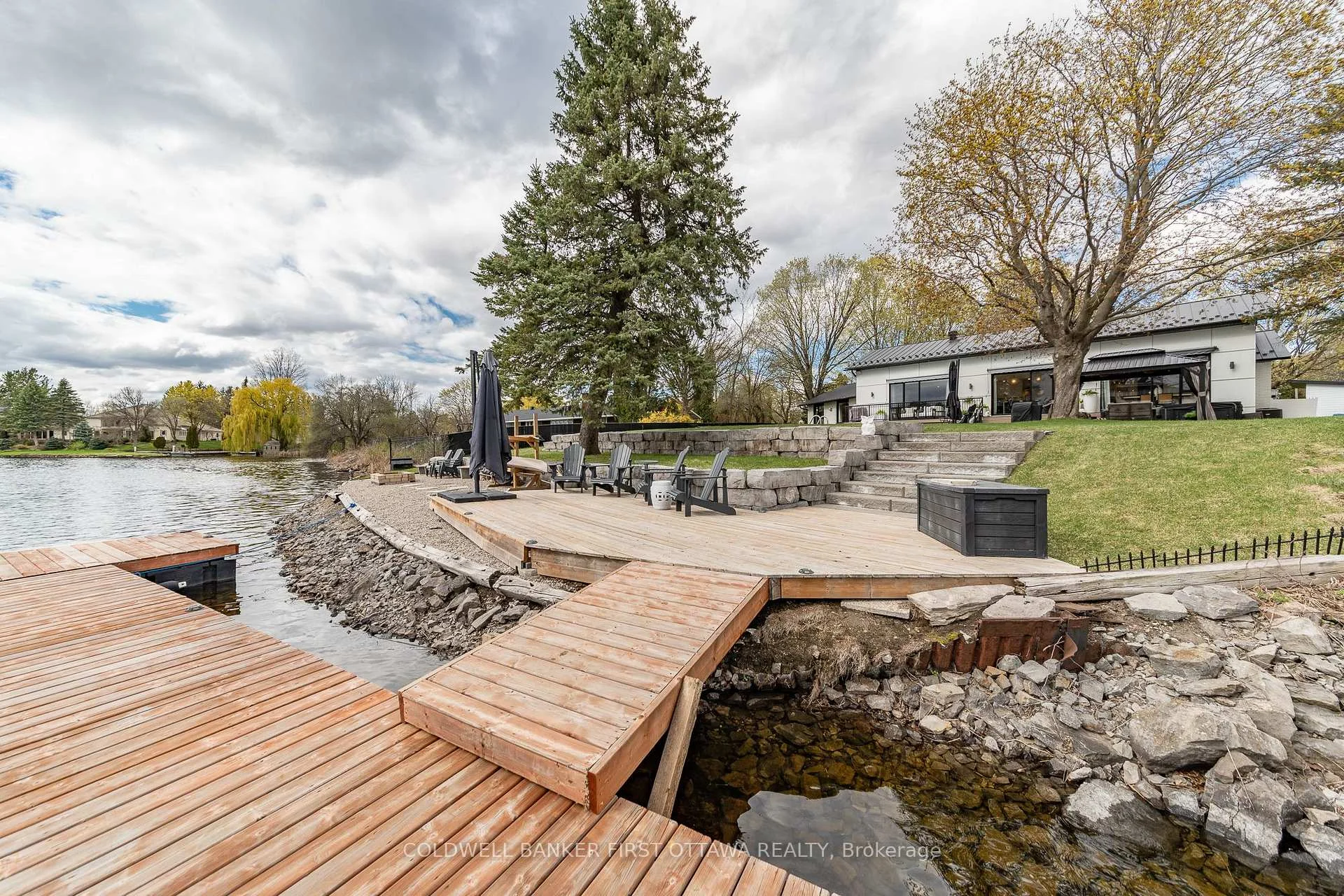 Photo 92 of 1060 River Road E, Ottawa, Manotick East to Manotick Station — HOMEH