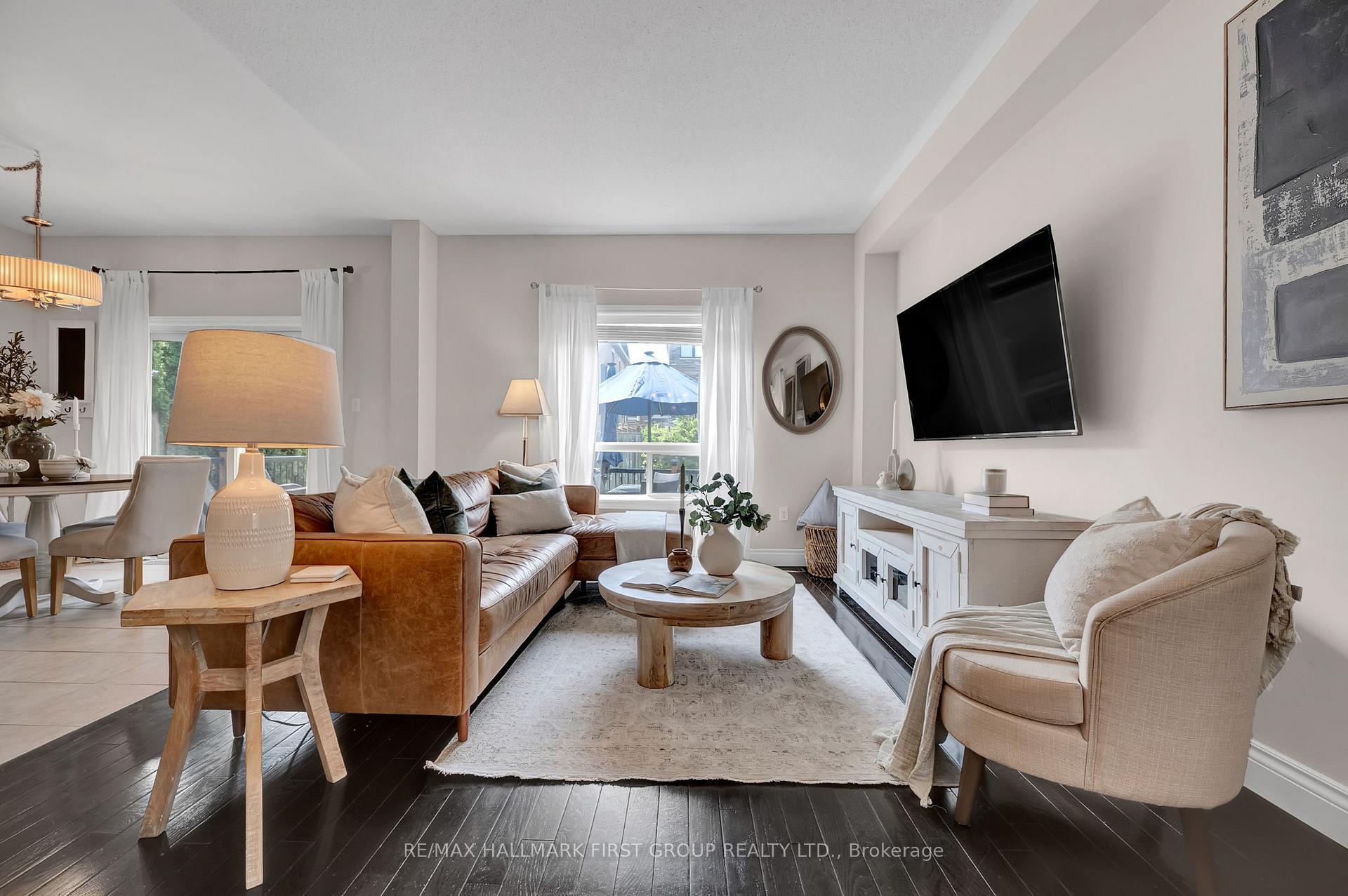 Photo 9 of 122 Buttonshaw Street, Clarington, Bowmanville — HOMEH