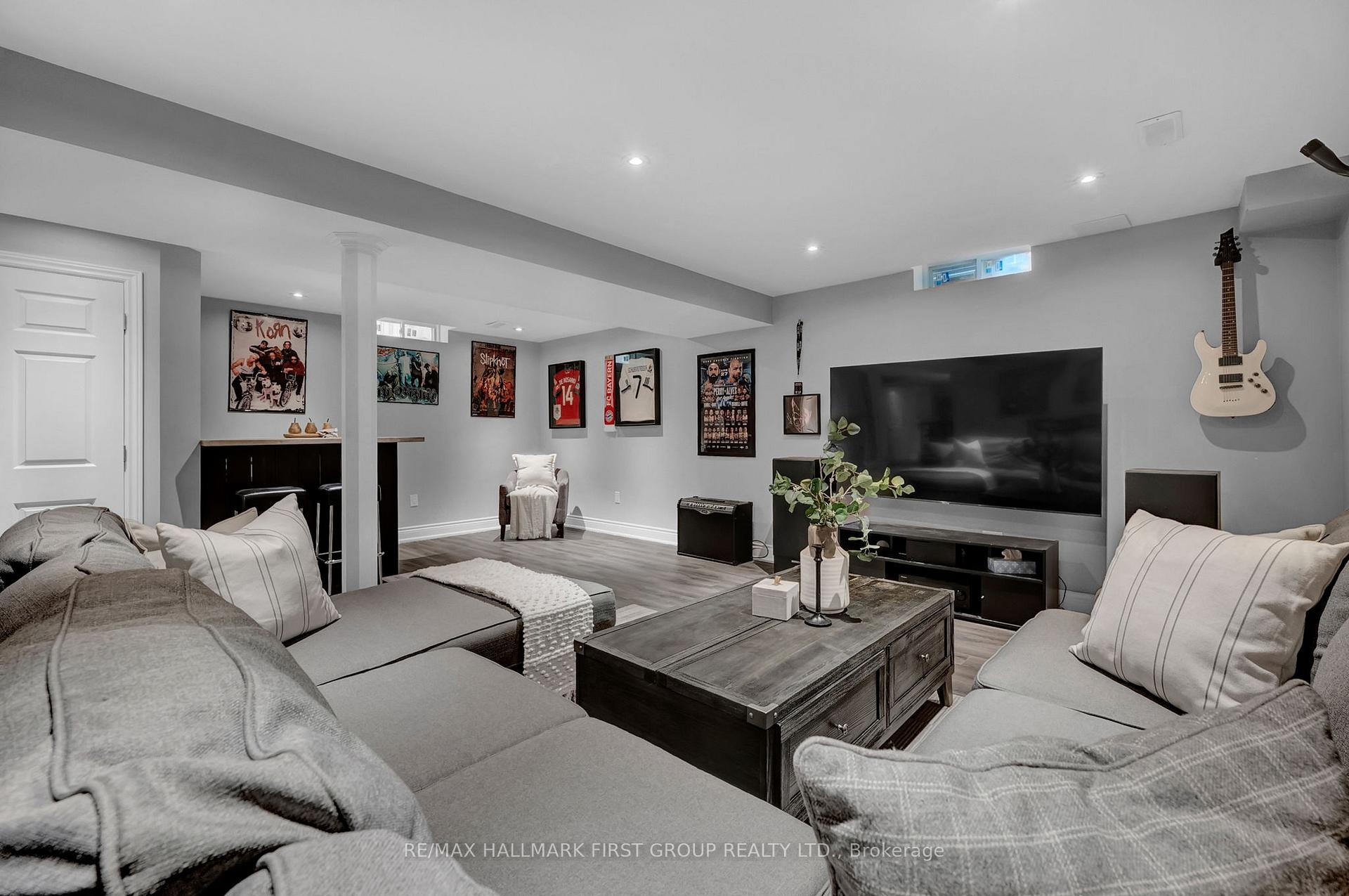 Photo 22 of 122 Buttonshaw Street, Clarington, Bowmanville — HOMEH