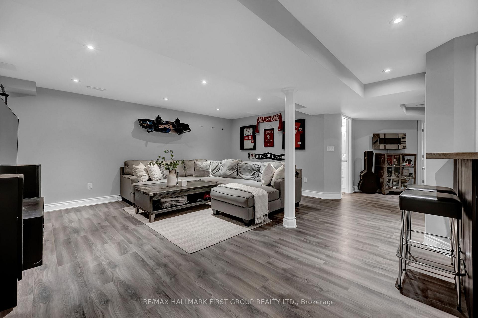 Photo 24 of 122 Buttonshaw Street, Clarington, Bowmanville — HOMEH