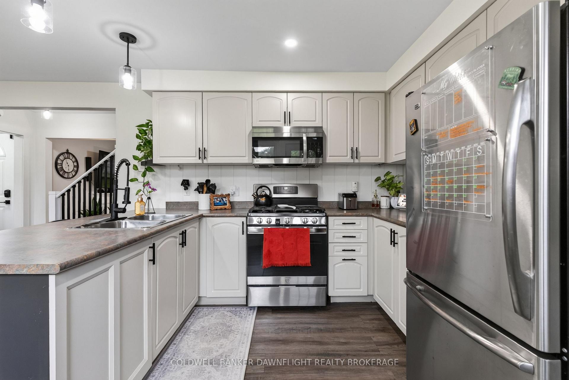 Photo 38 of Unit 46, 46 St Charles Place, Huron East, Vanastra — HOMEH