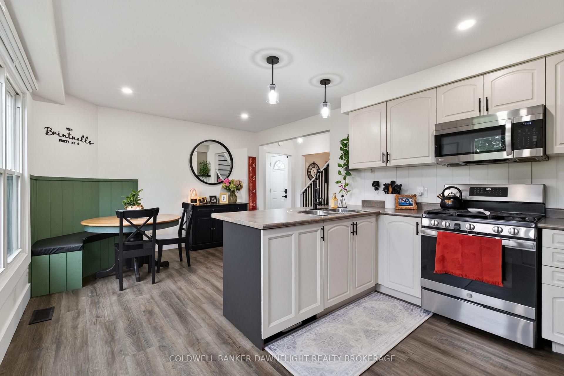 Photo 39 of Unit 46, 46 St Charles Place, Huron East, Vanastra — HOMEH