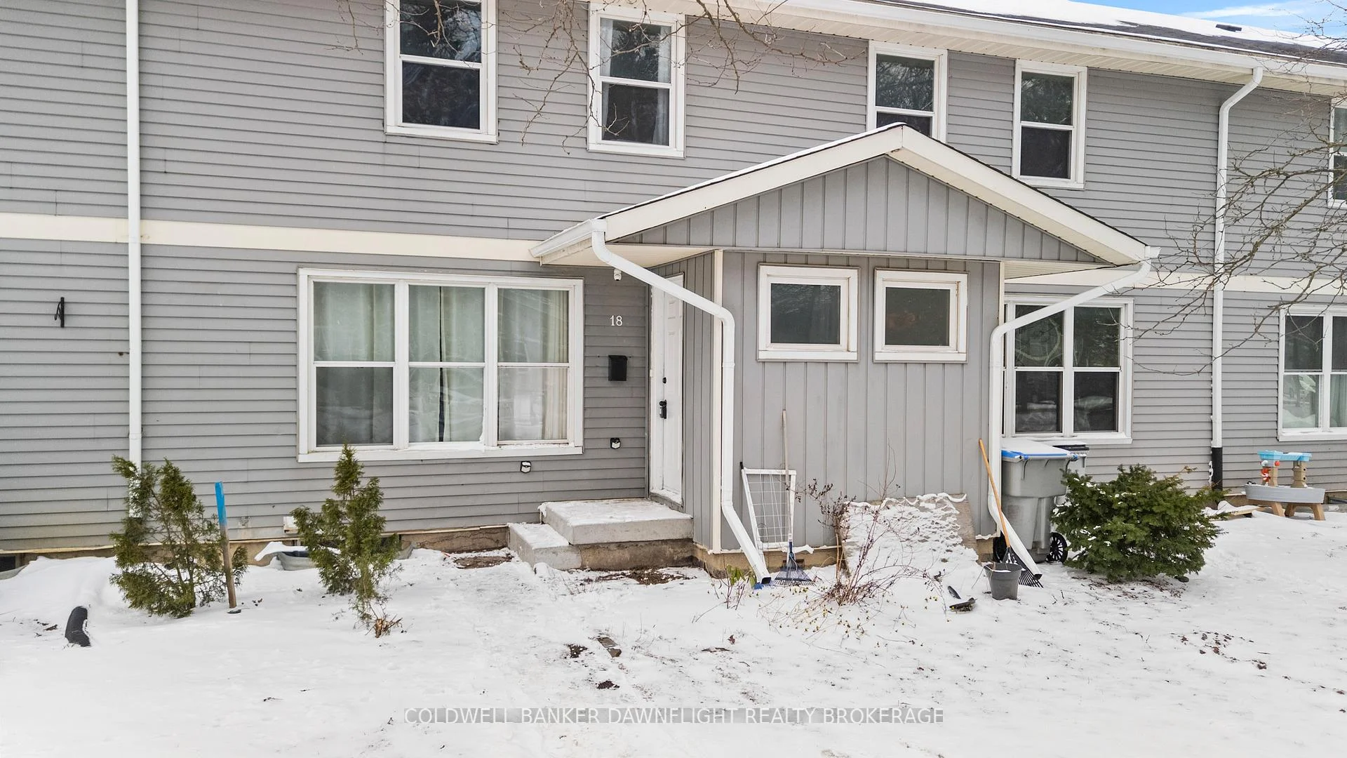 Photo 3 of Unit 46, 46 St Charles Place, Huron East, Vanastra — HOMEH