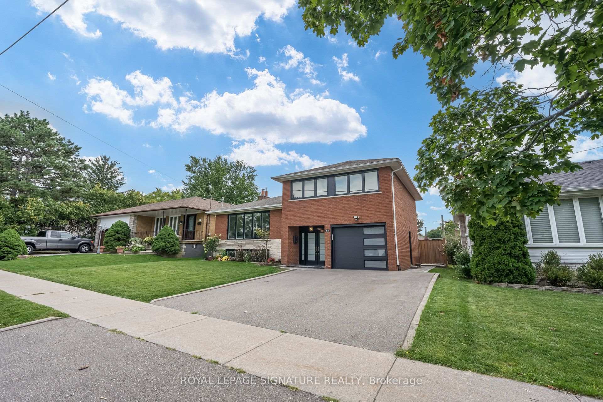 Photo 2 of 68 Stapleton Drive, Etobicoke, Kingsview Village-The Westway — HOMEH
