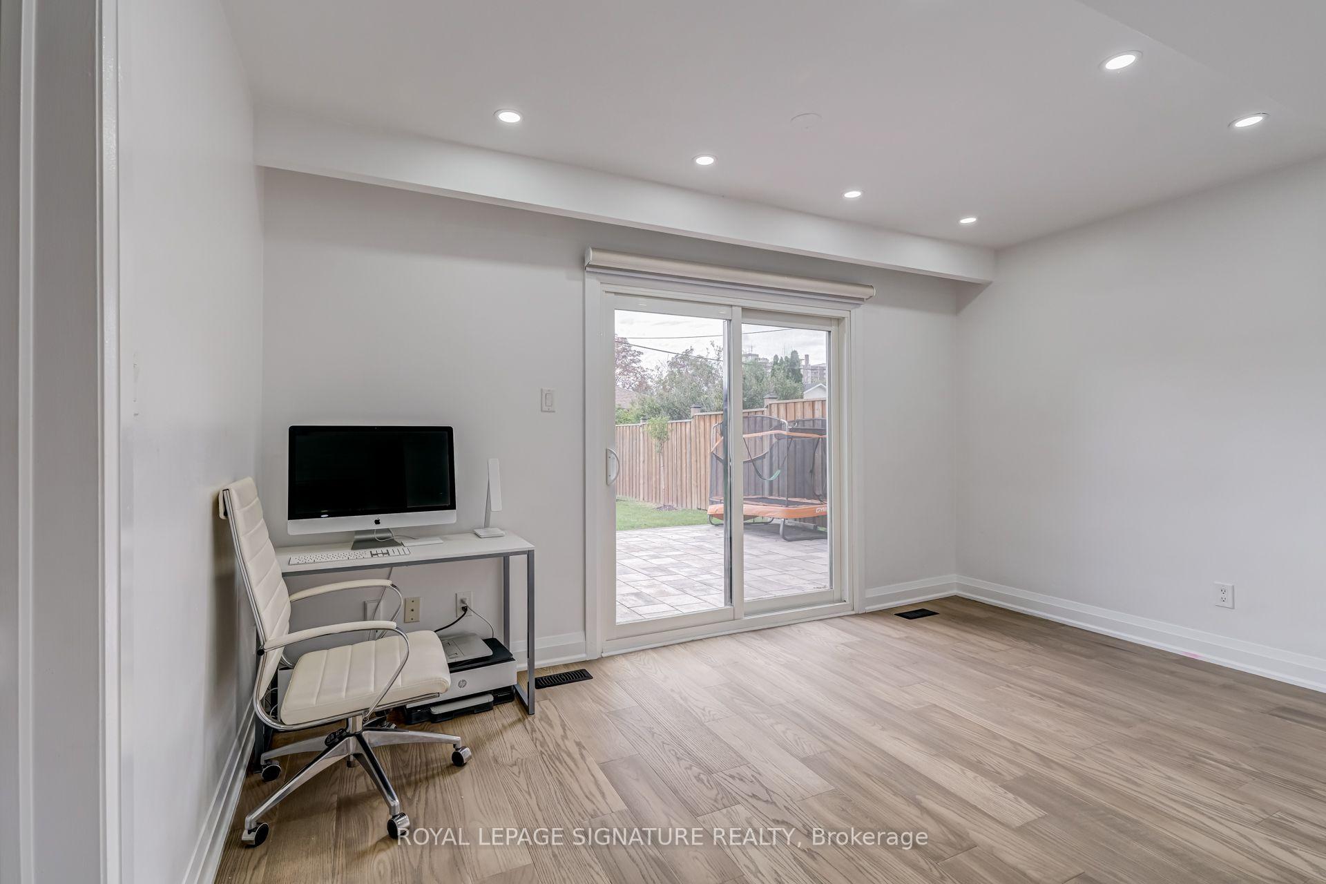 Photo 5 of 68 Stapleton Drive, Etobicoke, Kingsview Village-The Westway — HOMEH
