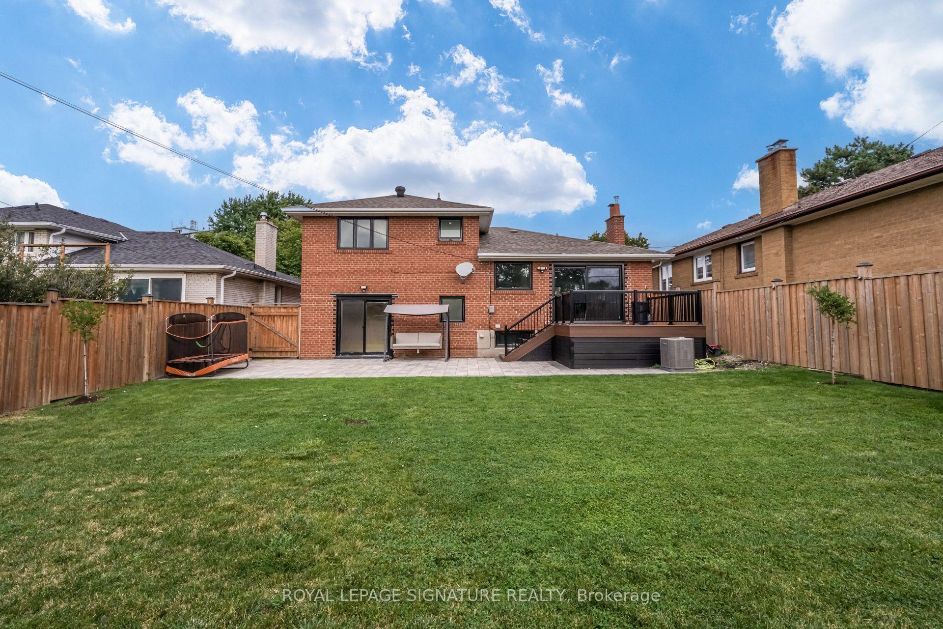 Photo 26 of 68 Stapleton Drive, Etobicoke, Kingsview Village-The Westway — HOMEH