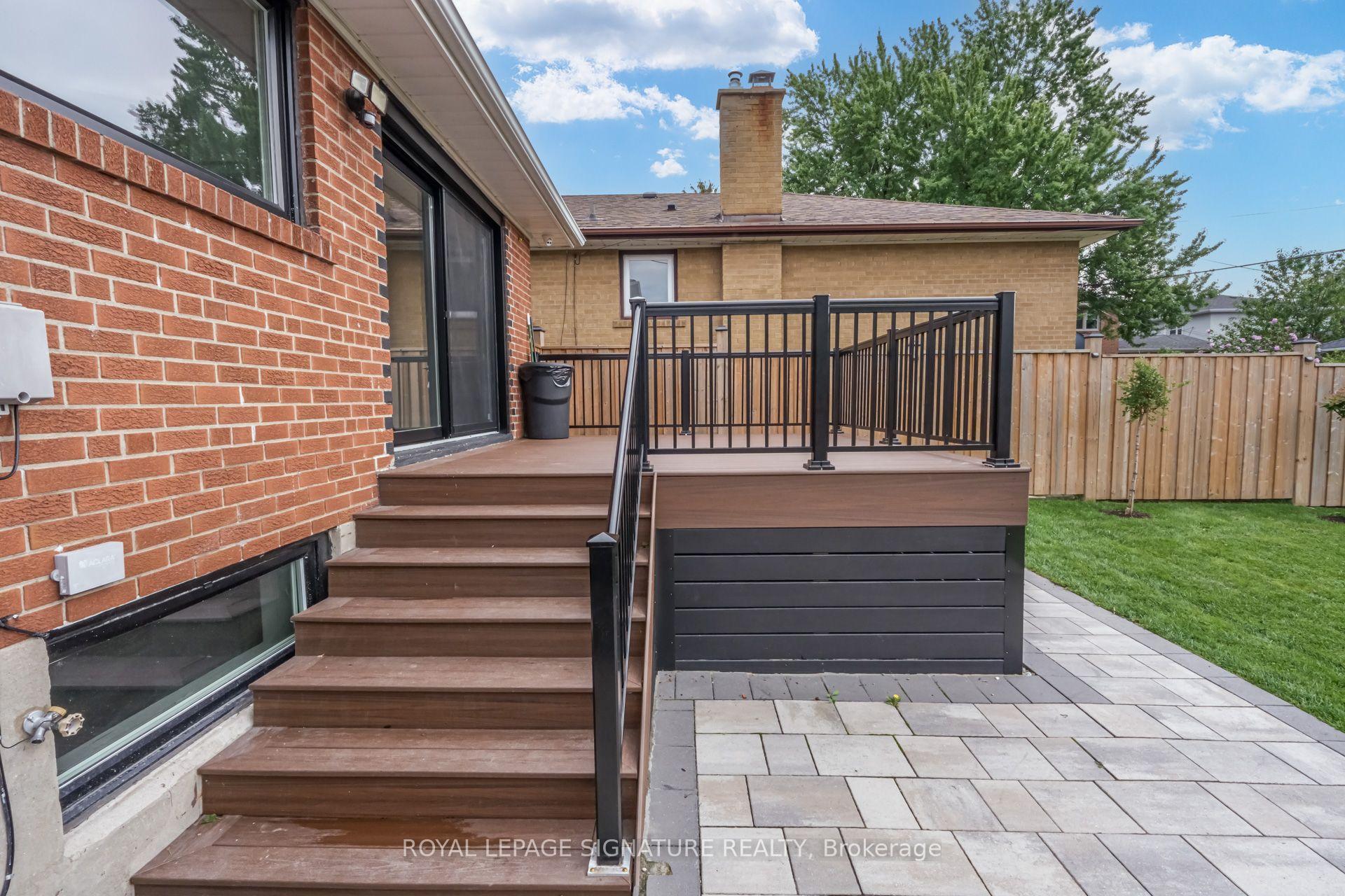 Photo 28 of 68 Stapleton Drive, Etobicoke, Kingsview Village-The Westway — HOMEH