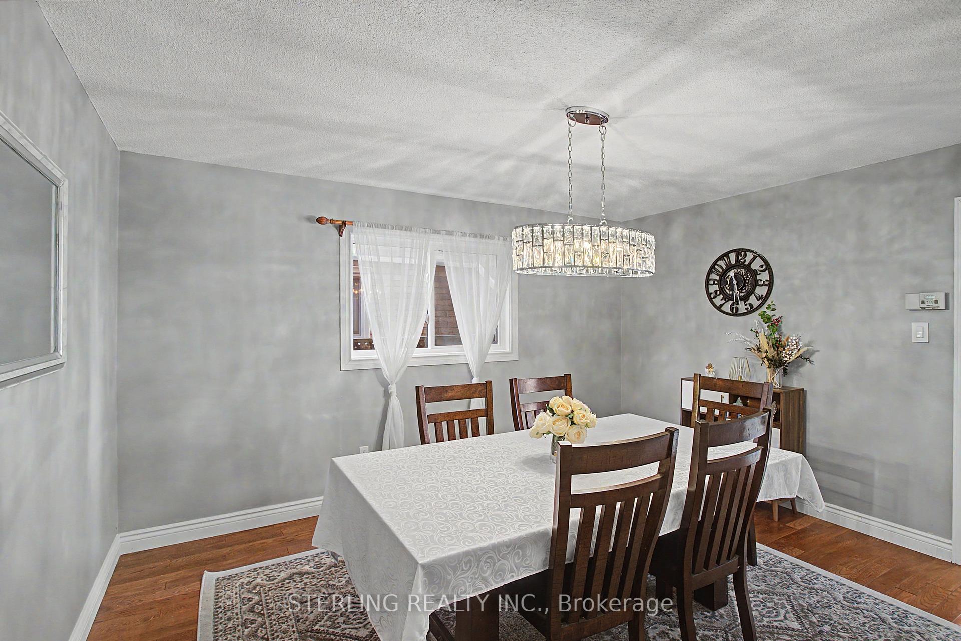 Photo 15 of 72 Sunforest Drive, Brampton, Heart Lake West — HOMEH