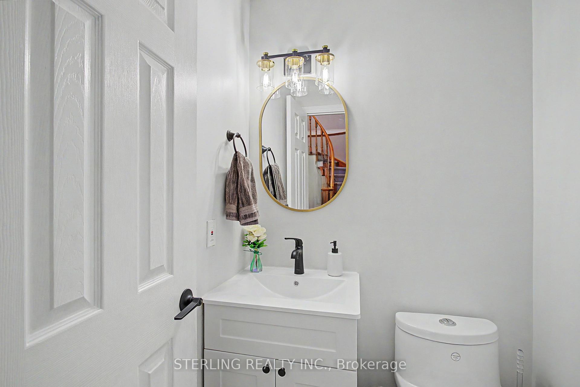 Photo 17 of 72 Sunforest Drive, Brampton, Heart Lake West — HOMEH