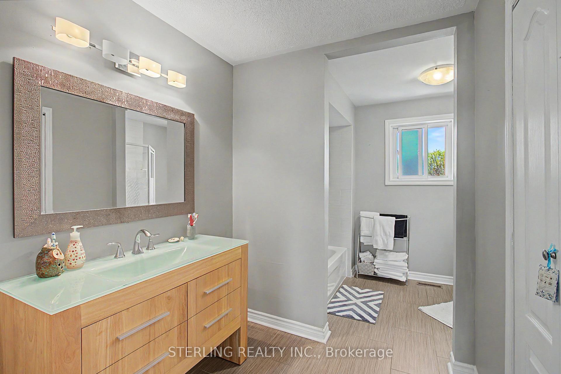 Photo 28 of 72 Sunforest Drive, Brampton, Heart Lake West — HOMEH