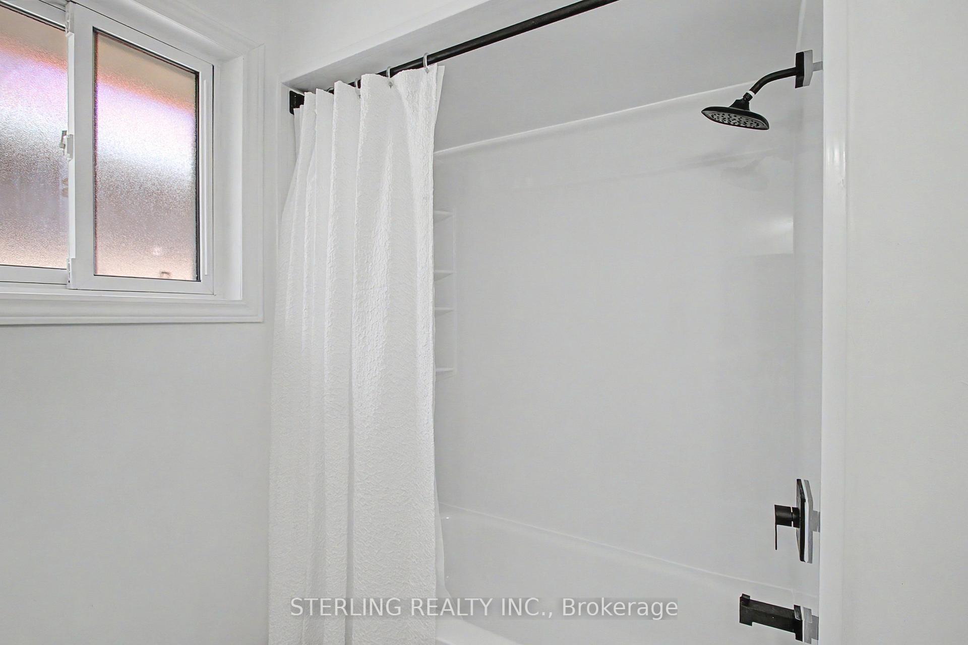 Photo 31 of 72 Sunforest Drive, Brampton, Heart Lake West — HOMEH