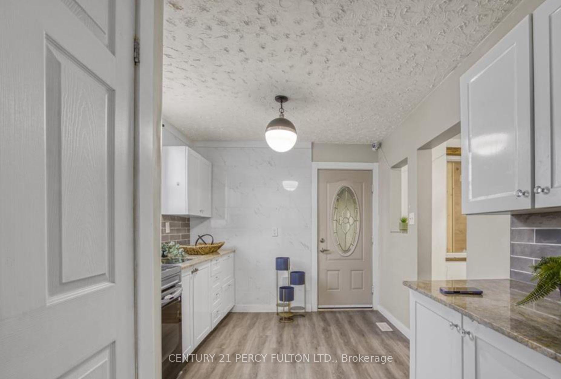 Photo 8 of 130 Stirton Street, Hamilton, Gibson — HOMEH
